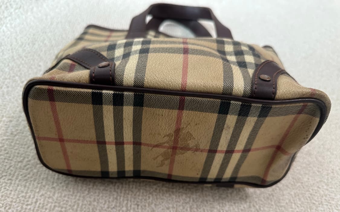 버버리 노바체크 토트백 상품이미지4