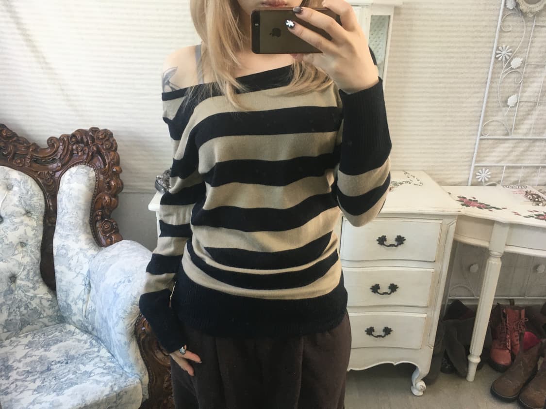 일본빈티지 베이지 스트라이프 오프숄더 니트 상품이미지2