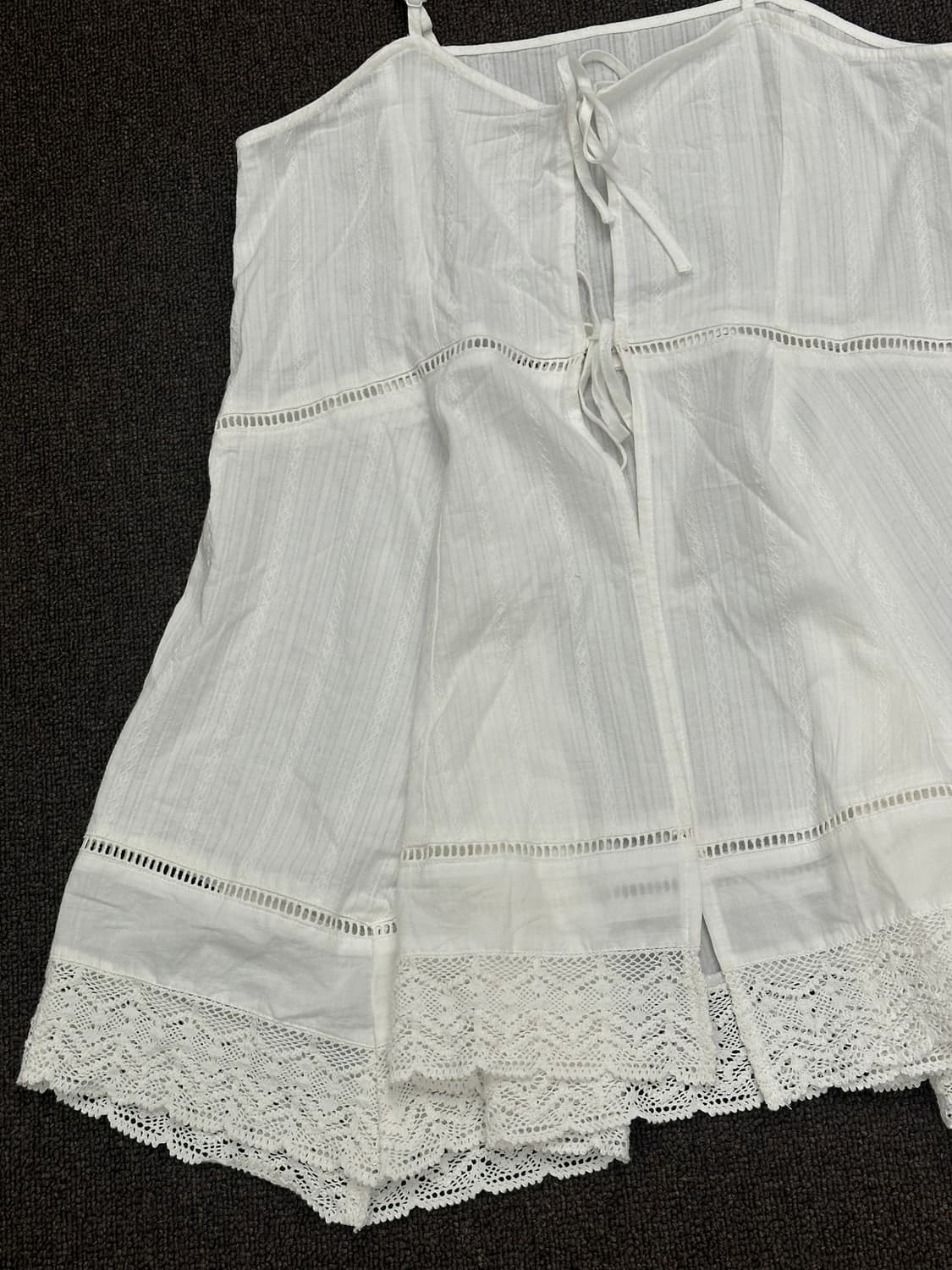 OS)Japanese vintage 여성 화이트 펀칭 레이어드 나시 원피 상품이미지4