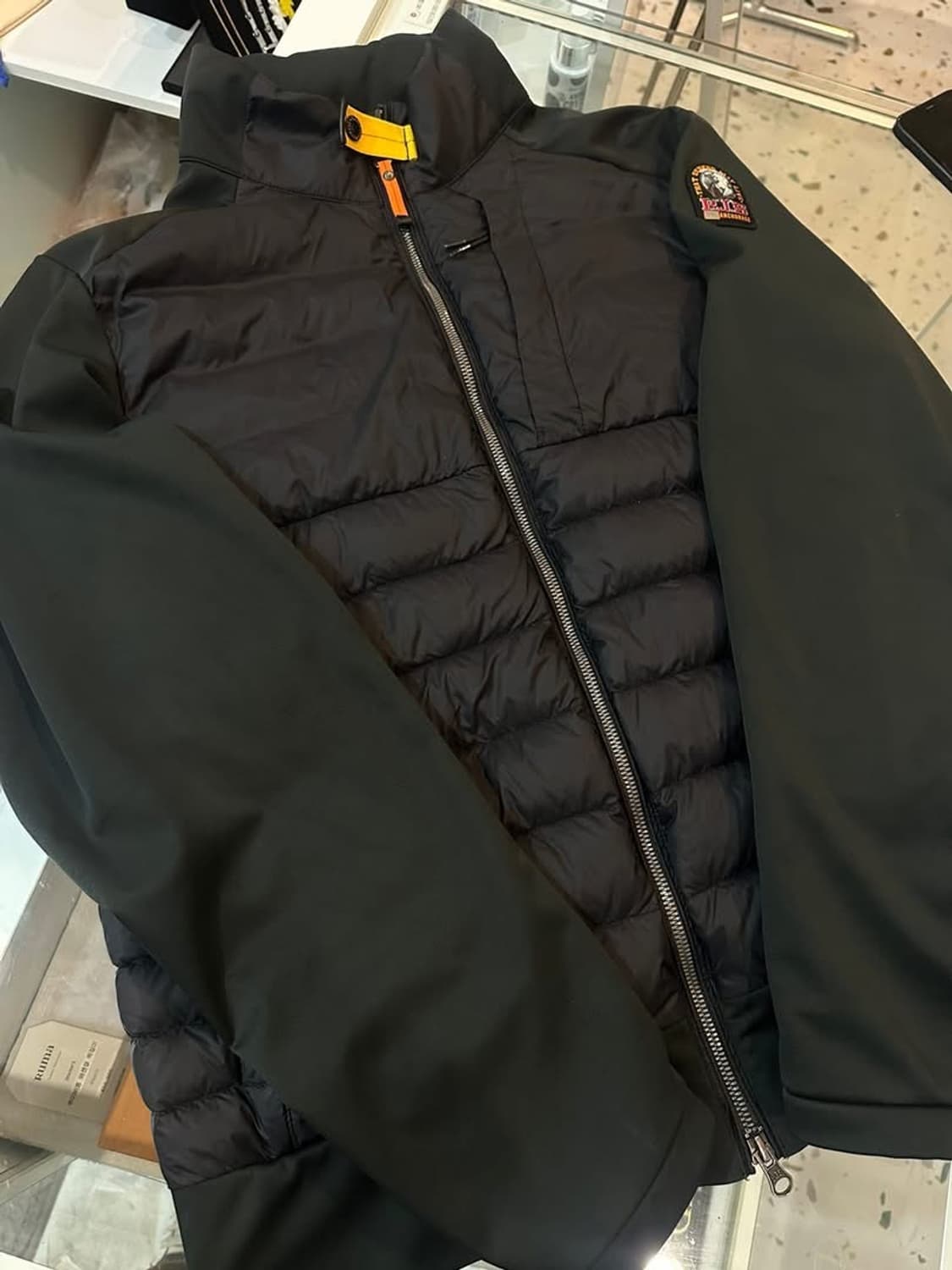 파라점퍼스 경량패딩 상품이미지1