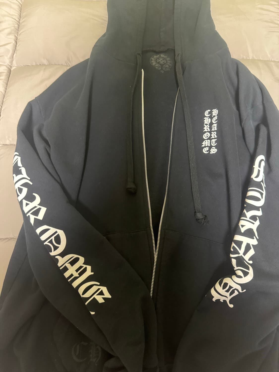 크롬하츠 버티컬 롱 플리스 후드집업 상품이미지1