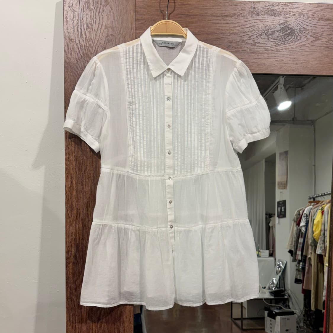 ZARA basic 화이트 핀턱 아사면 반팔 블라우스 러블리 모리 상품이미지3
