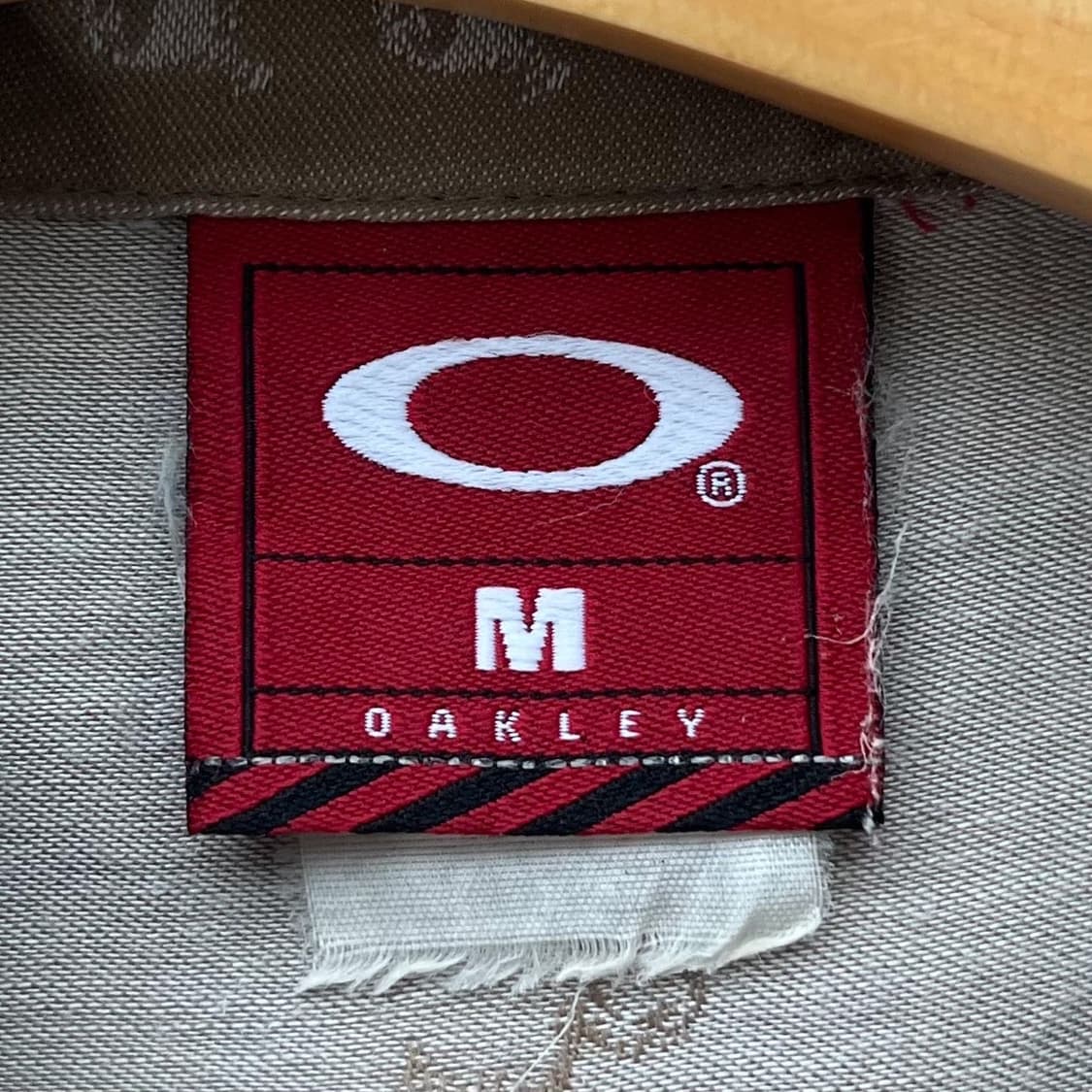 오클리 스캐터 스컬 모노그램 하프 셔츠 상품이미지7