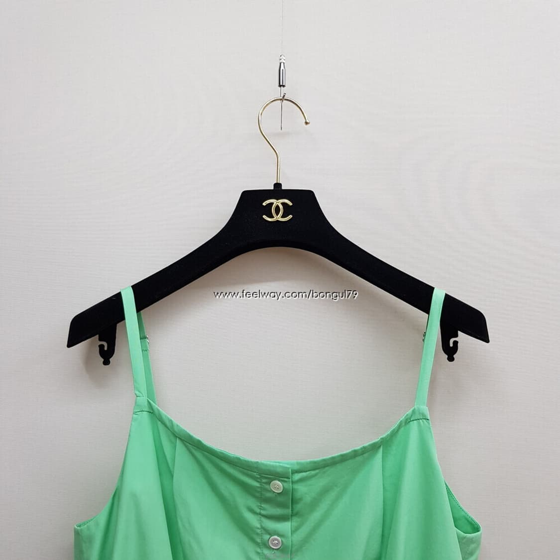 구호플러스 2023 레이온 100% 슬리브리스 버튼 블라우스 F사이즈 상품이미지2