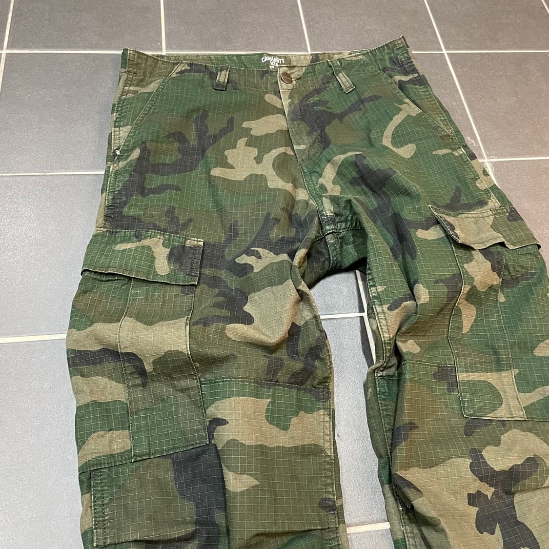 Carhartt camo pants 상품이미지5