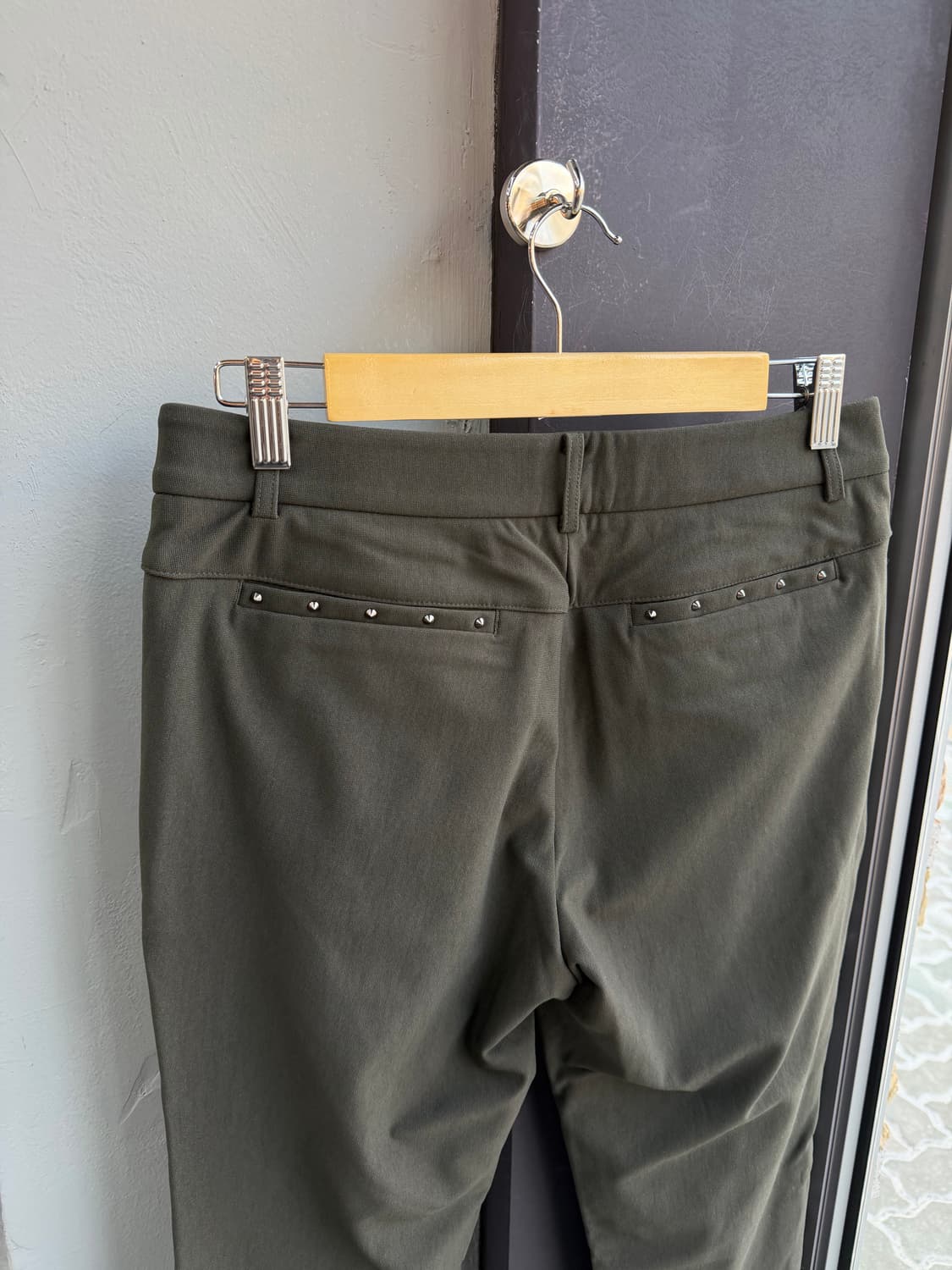 M/ 어뉴 골프 로고 본딩 카키팬츠(새상품) 상품이미지7