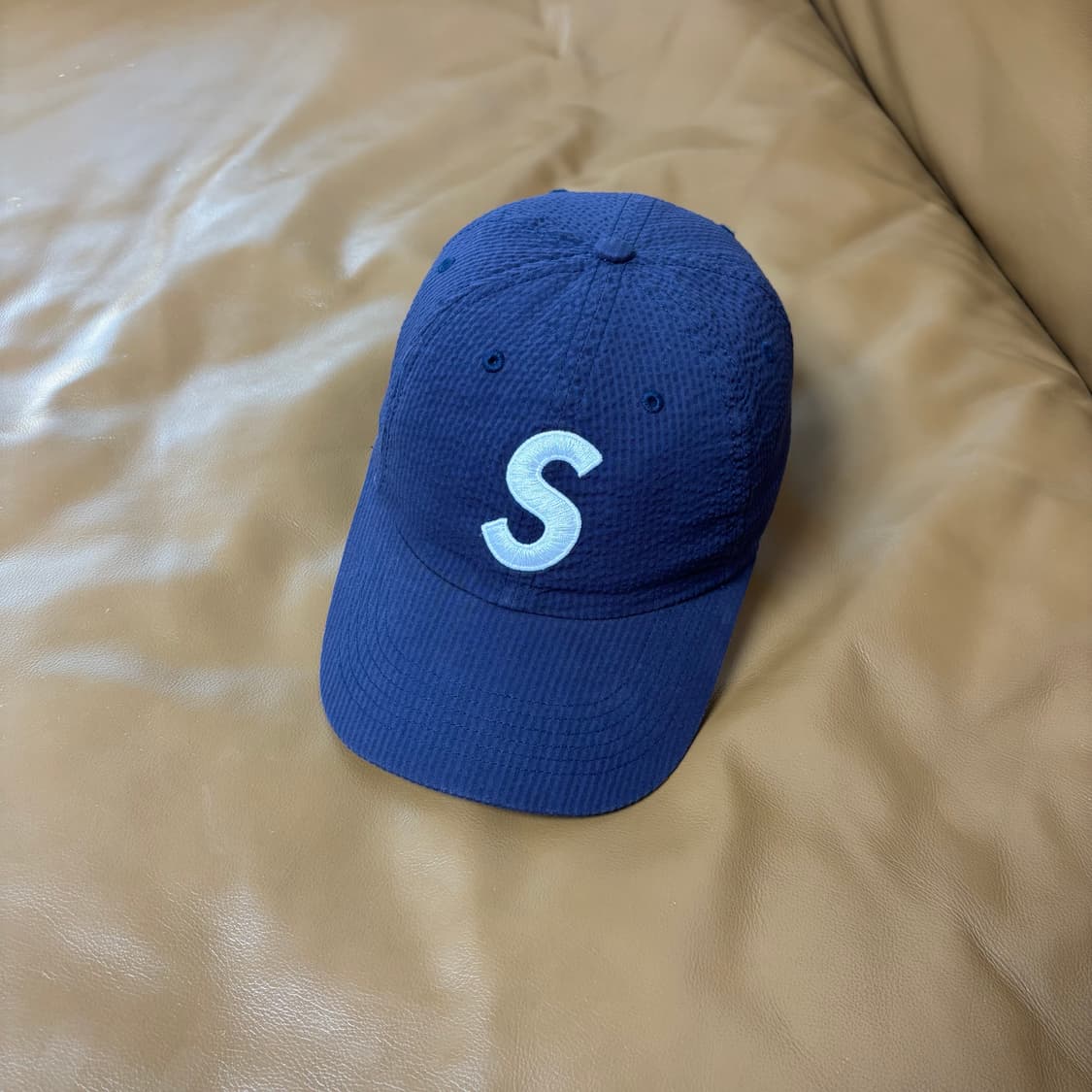 슈프림 S로고 6패널 볼캡 모자 24ss 시어서커 네이비 상품이미지1