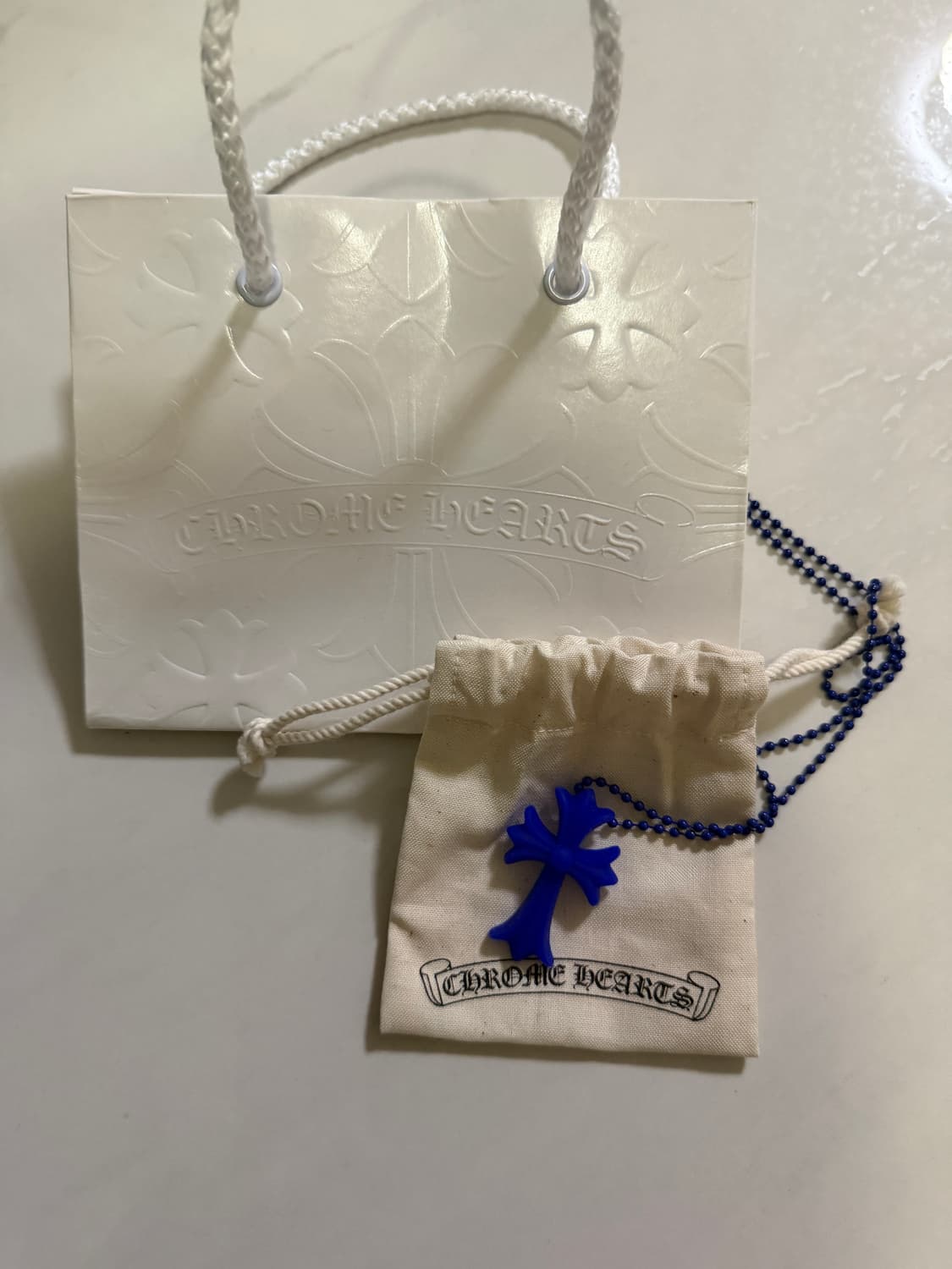 크롬하츠 실리크롬 CH 크로스 펜던트 다크 블루 2025 상품이미지3