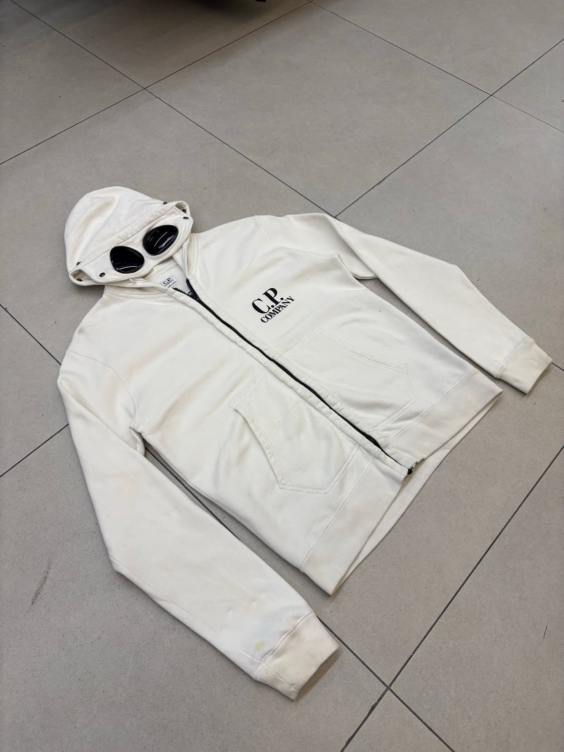 22FW C.P 컴퍼니 고글 후드집업 상품이미지2
