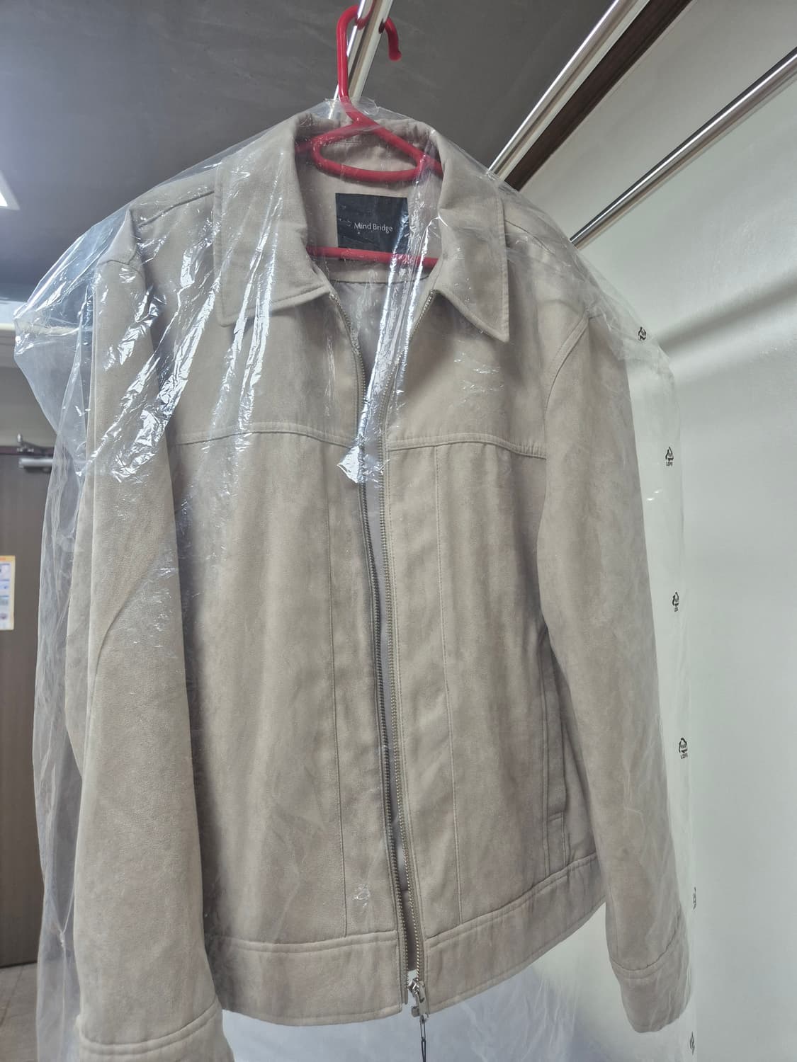 마인드브릿지 스웨이드 집업 트러커 라이트베이지 새상품 상품이미지1