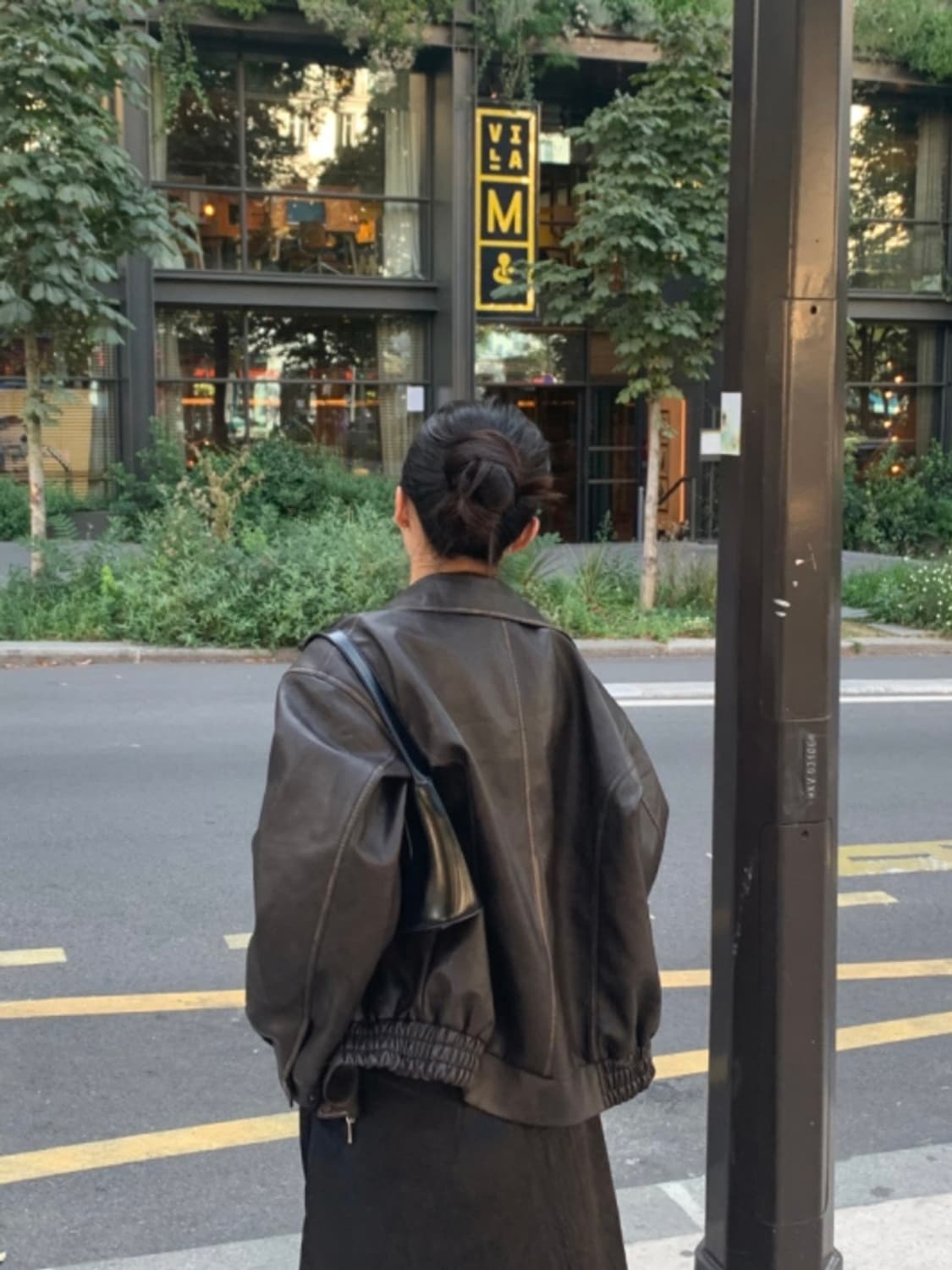 커브드 레더 자켓 상품이미지2