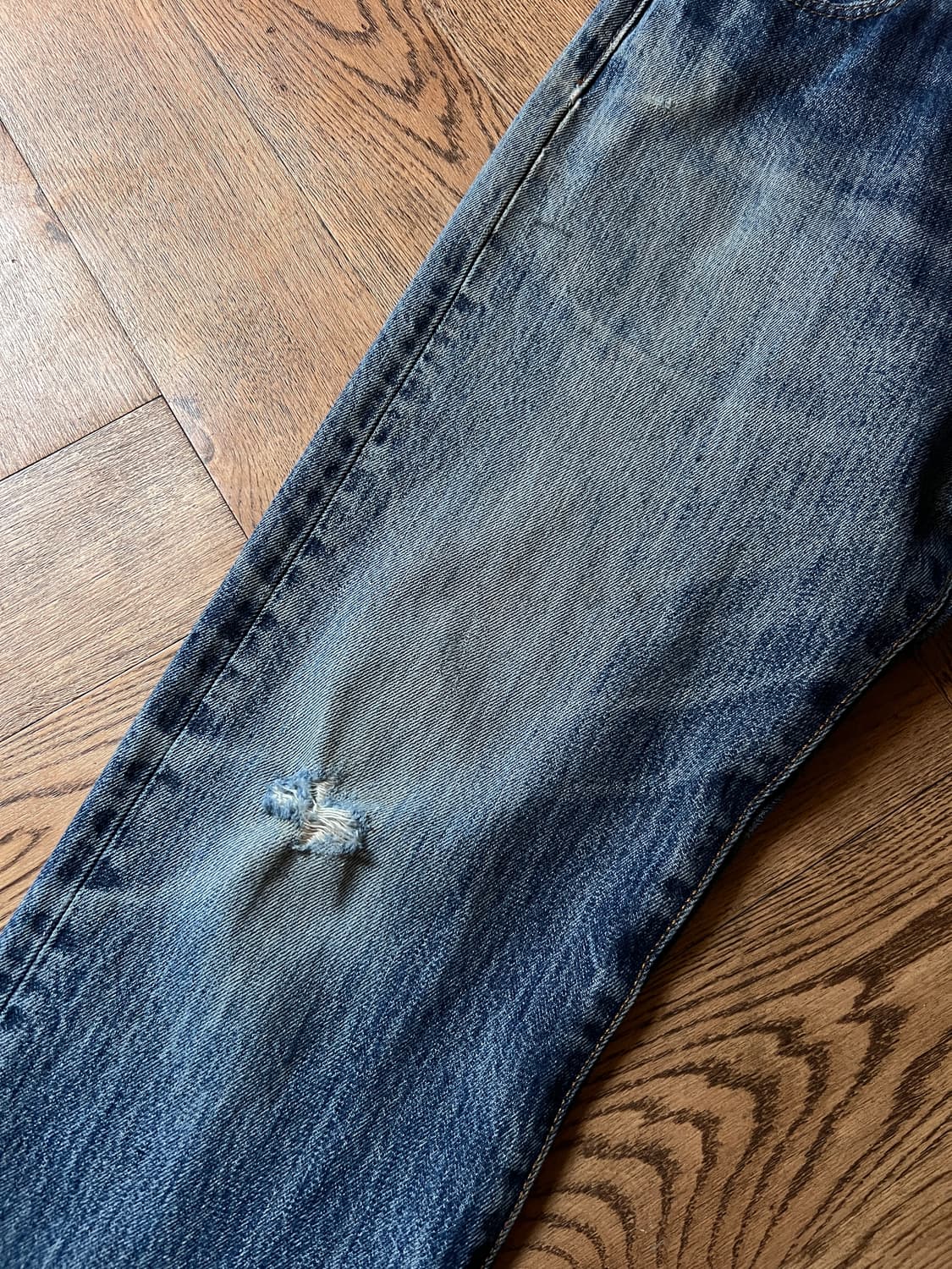 [34]리바이스 501 빈티지 페이딩 워싱 데님 팬츠 상품이미지4