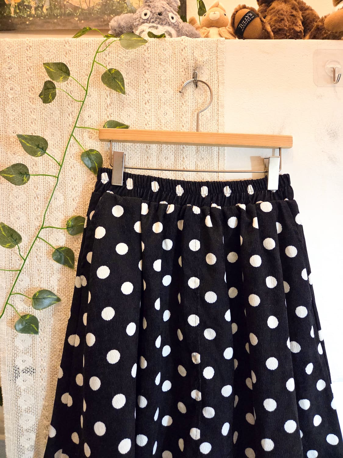 도트 코듀로이 롱스커트 상품이미지2