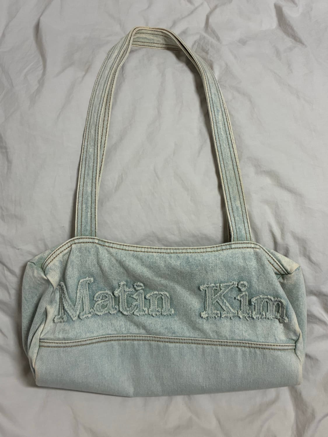 LOGO WASHED DENIM DUFFEL BAG IN SKY 상품이미지4