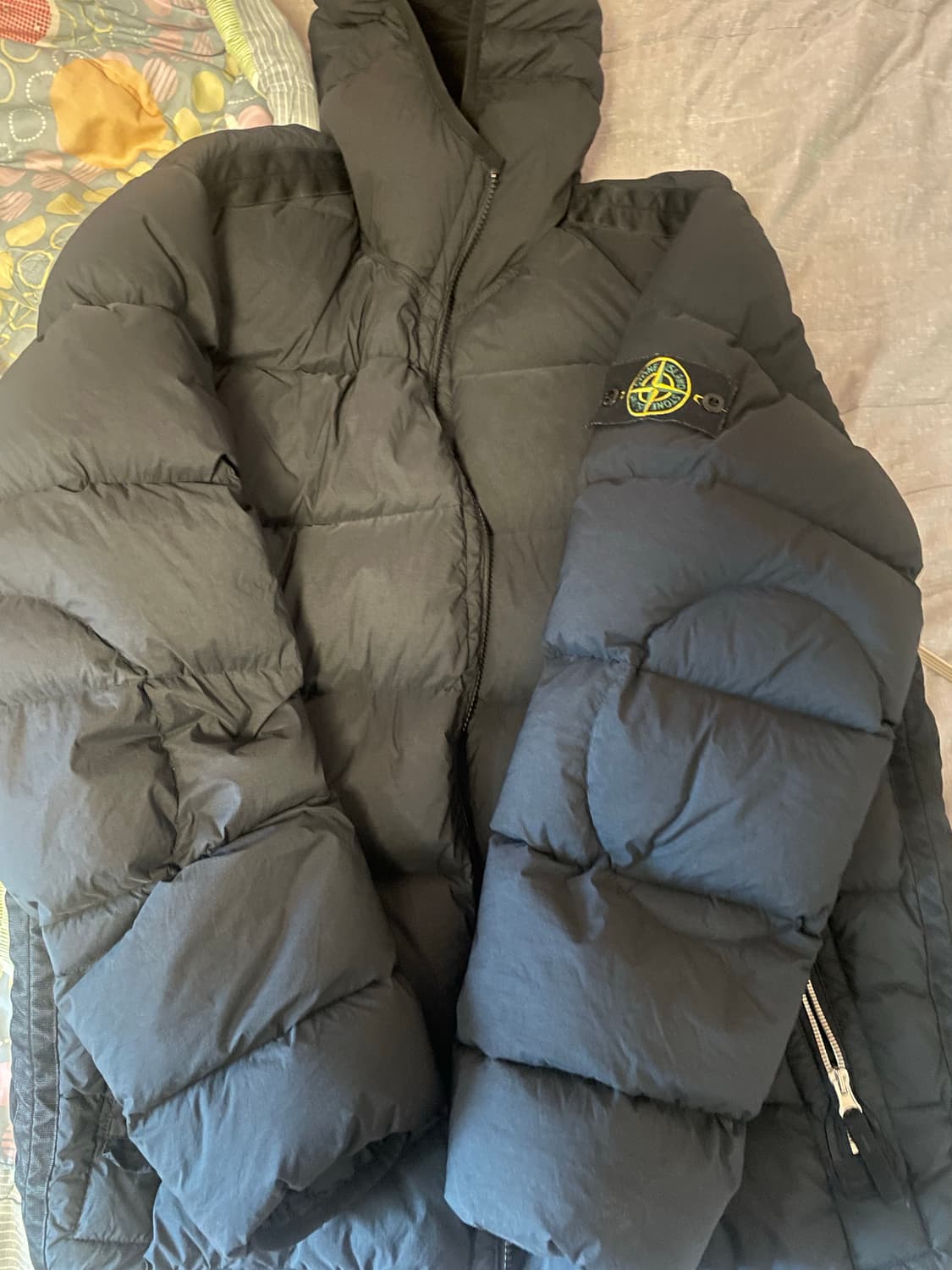 스톤아일랜드 심리스 다운 터널 자켓 상품이미지1