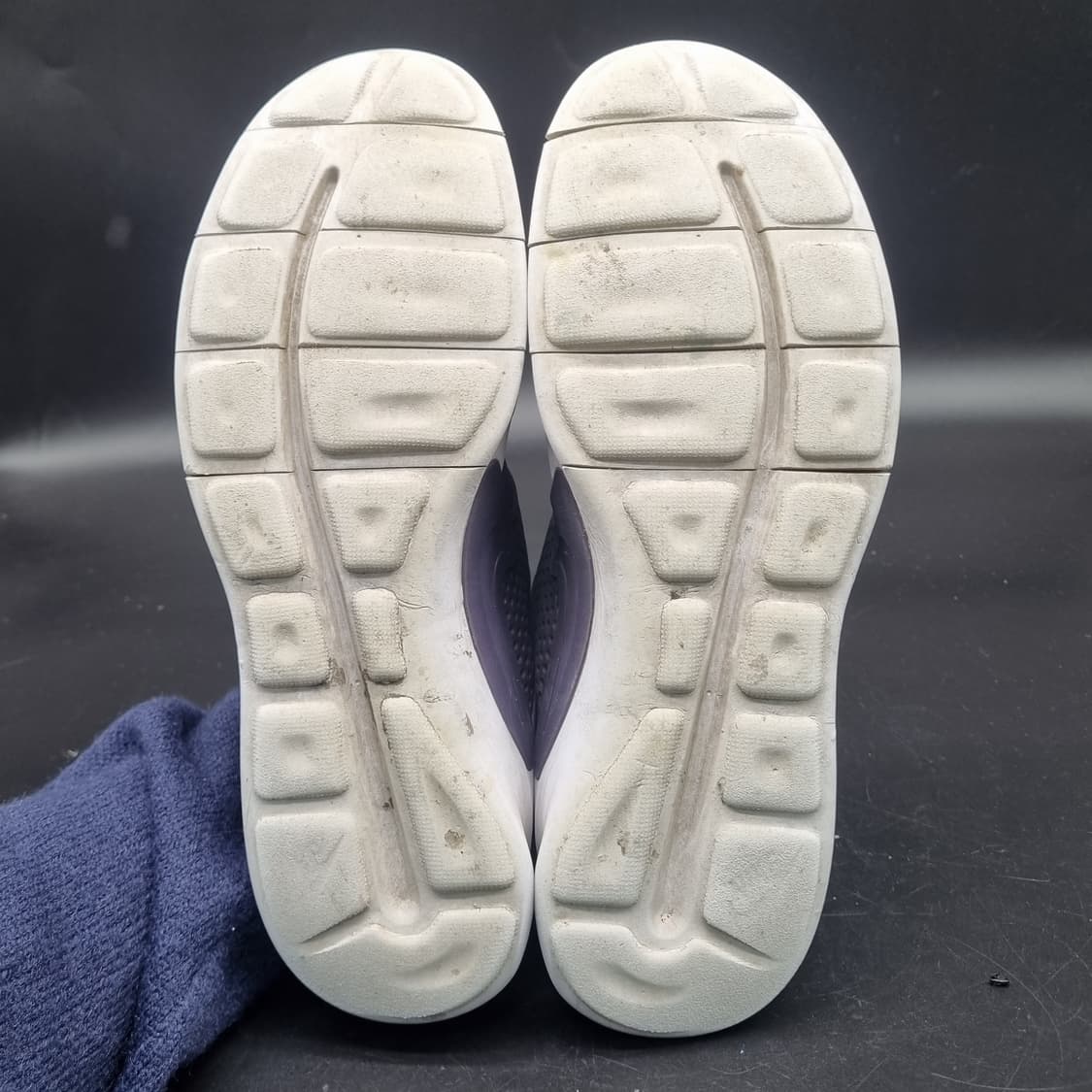 나이키 애로우즈 남성운동화275 상품이미지3