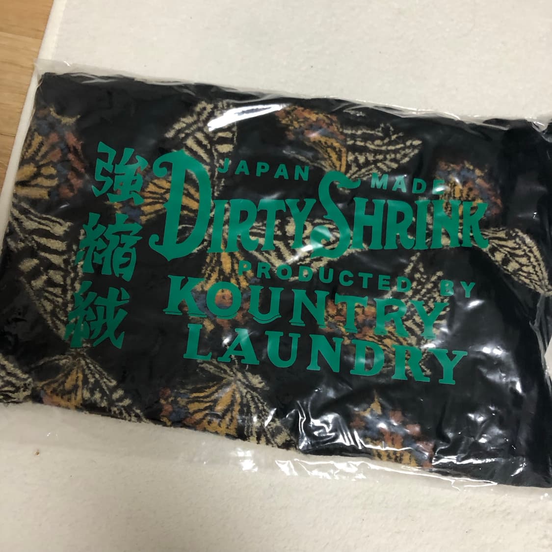 캐피탈 나비 머플러 블랙 새상품 상품이미지1