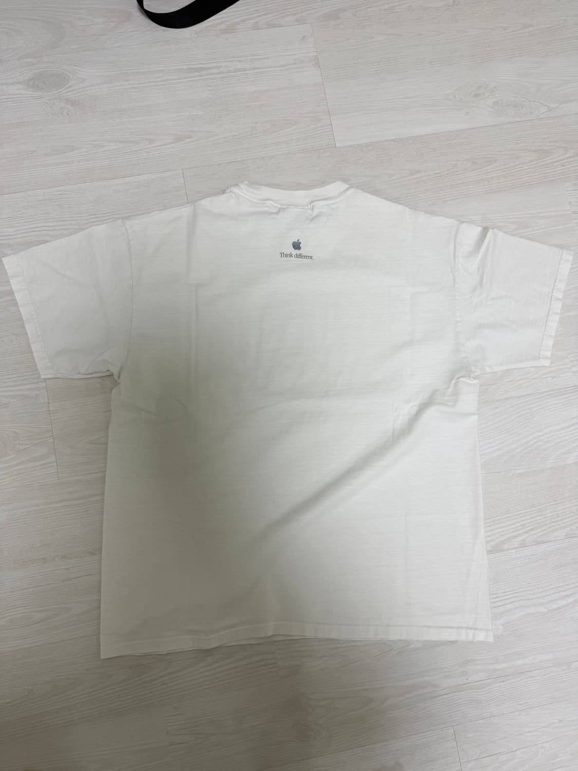 00애플 g4 cube 프로모 티셔츠 상품이미지2