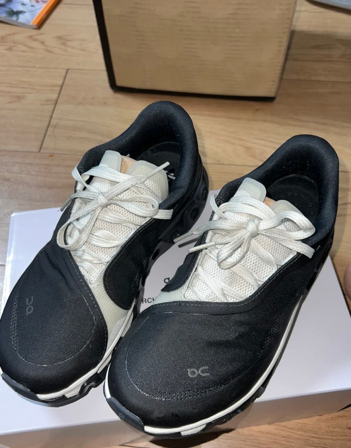 온러닝 x 파프 클라우드몬스터 하이퍼 블랙 상품이미지2