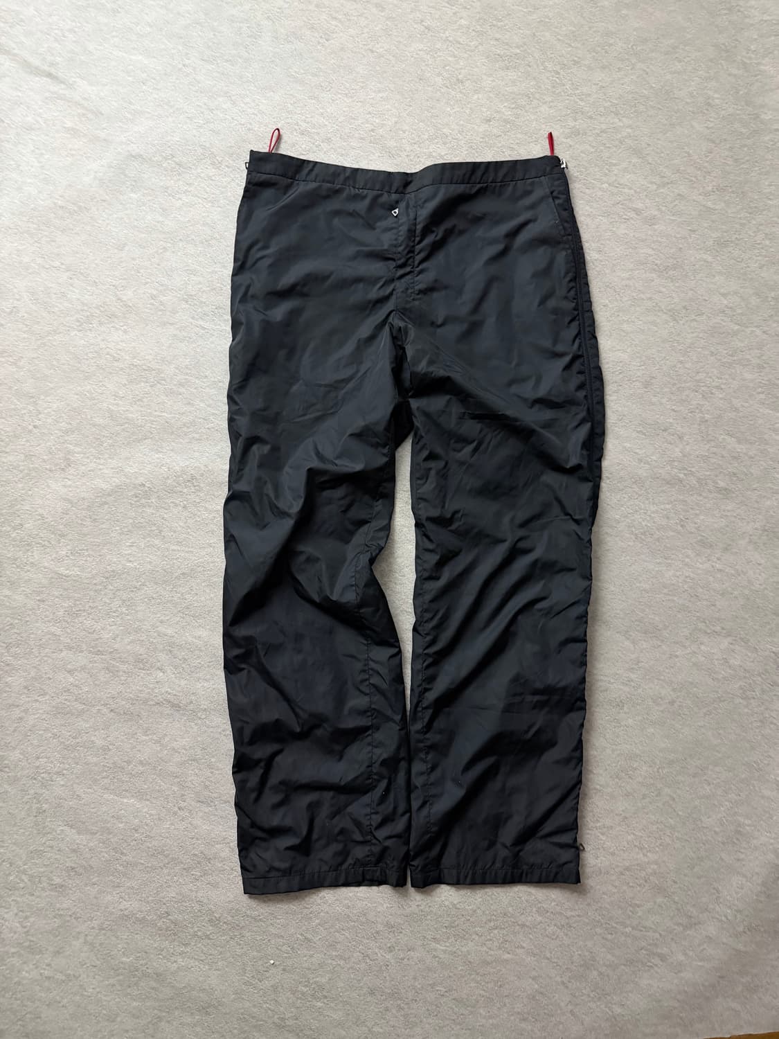 프라다 나일론 팬츠 상품이미지1