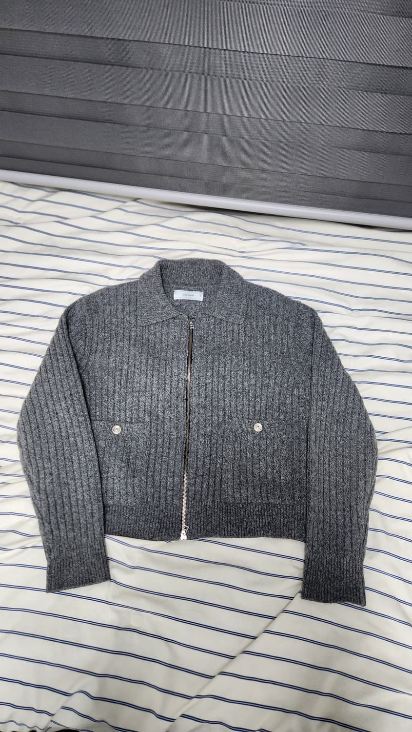 웨이비니스 그레이 카라니트집업 상품이미지1