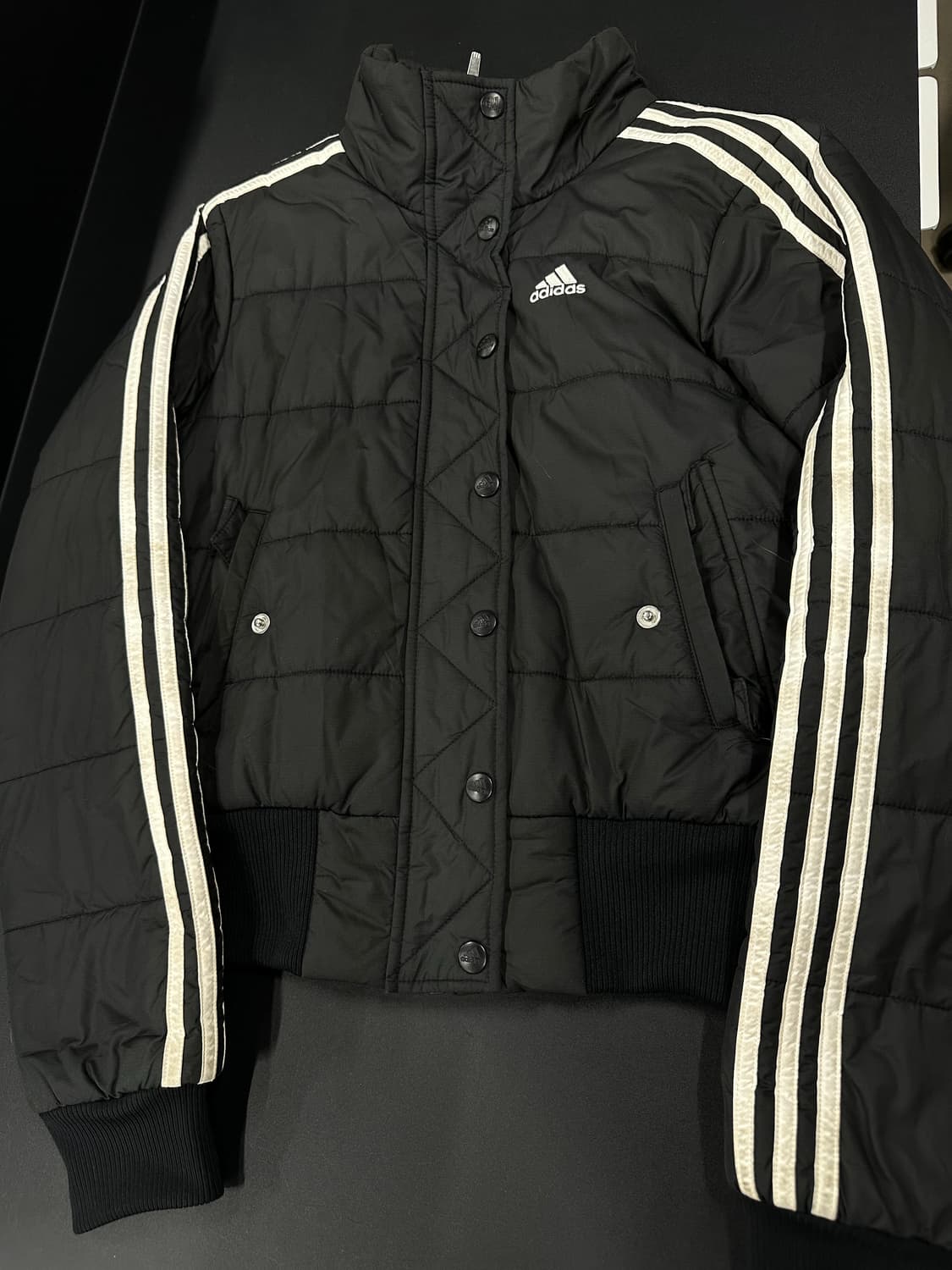 아디다스 크롭 숏패딩 상품이미지3