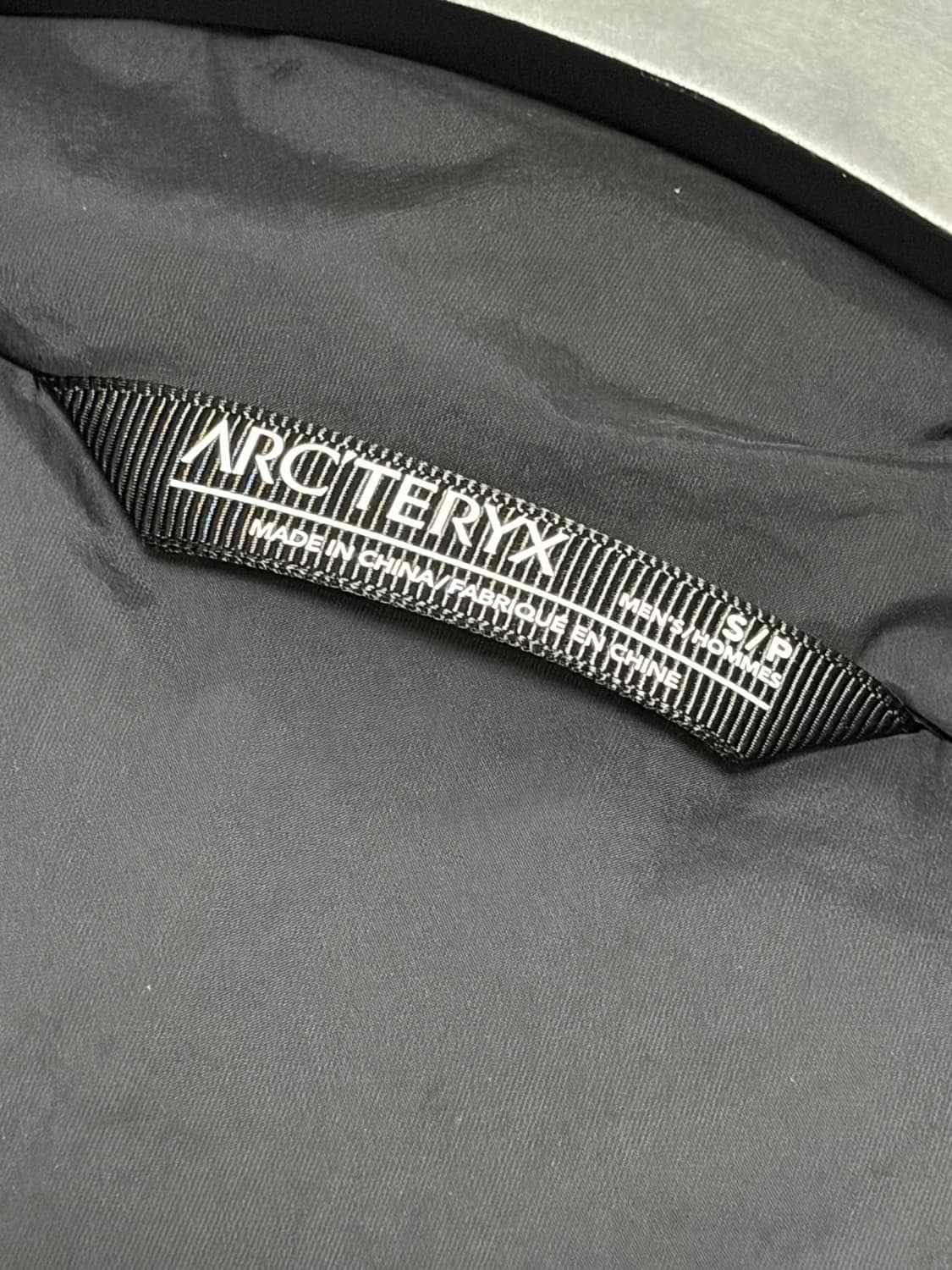 아크테릭스 베타 인슐레이티드 자켓 블랙 상품이미지3