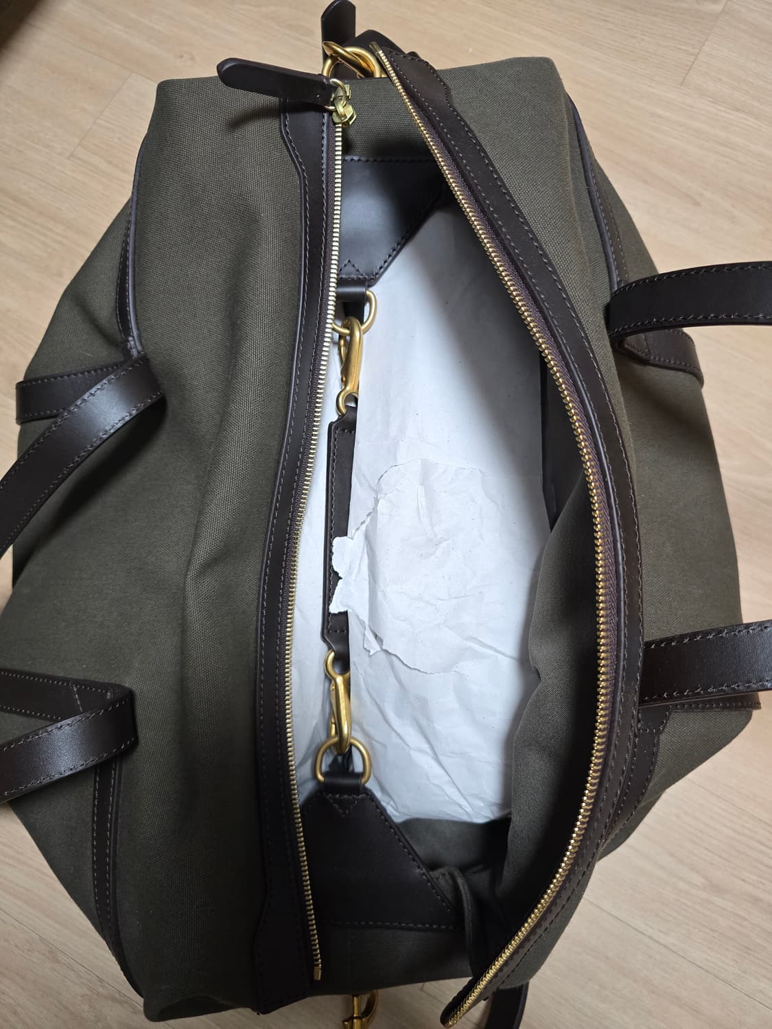 미즈모(Mismo)의 가죽,캔버스 토트백입니다. 상품이미지7