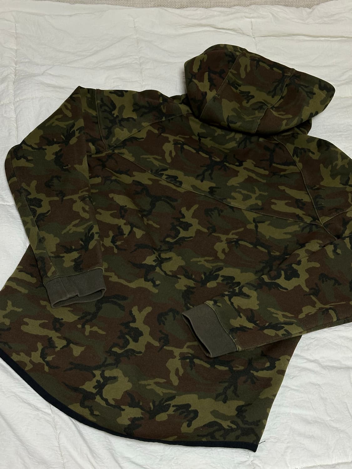 나이키 마두로 테크팩  카모 후드집업 라지 상품이미지3