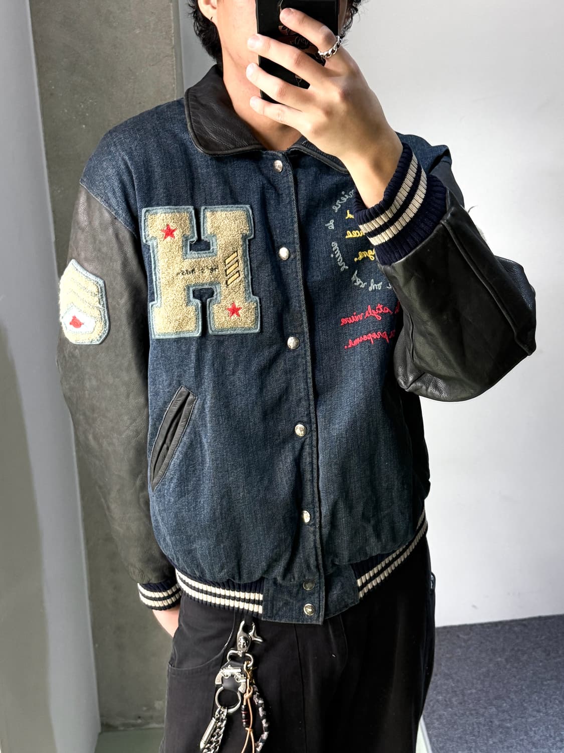 히즈해즈 데님 레더 체인 스티치 바시티 자켓  상품이미지3