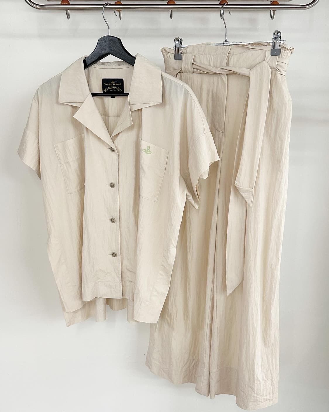 비비안웨스트우드 아이보리 레이온 셋업 상품이미지1