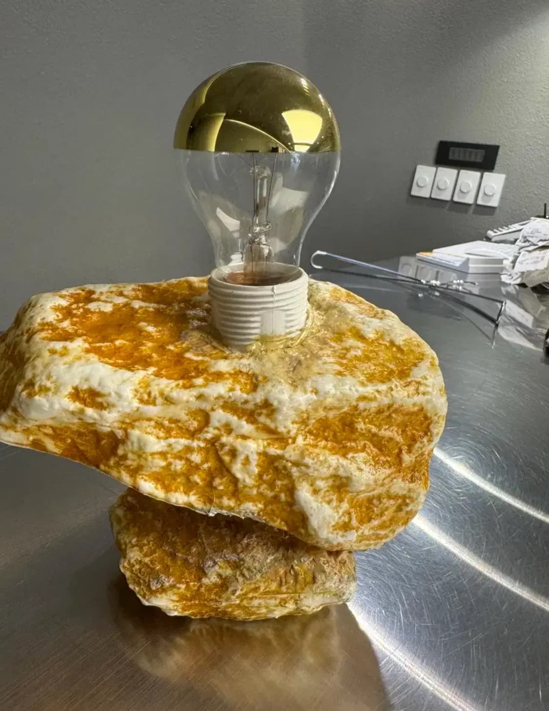 BLESS 블레스 LAMPKNOP STONE3 스톤 램프조명 옐로우 상품이미지1