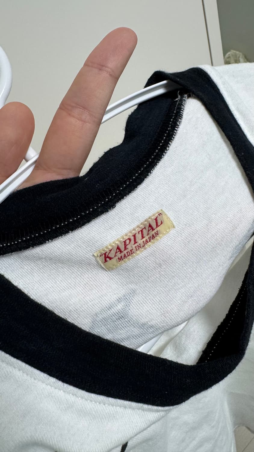 [4] 캐피탈 23SS 레터링 링거티 상품이미지4