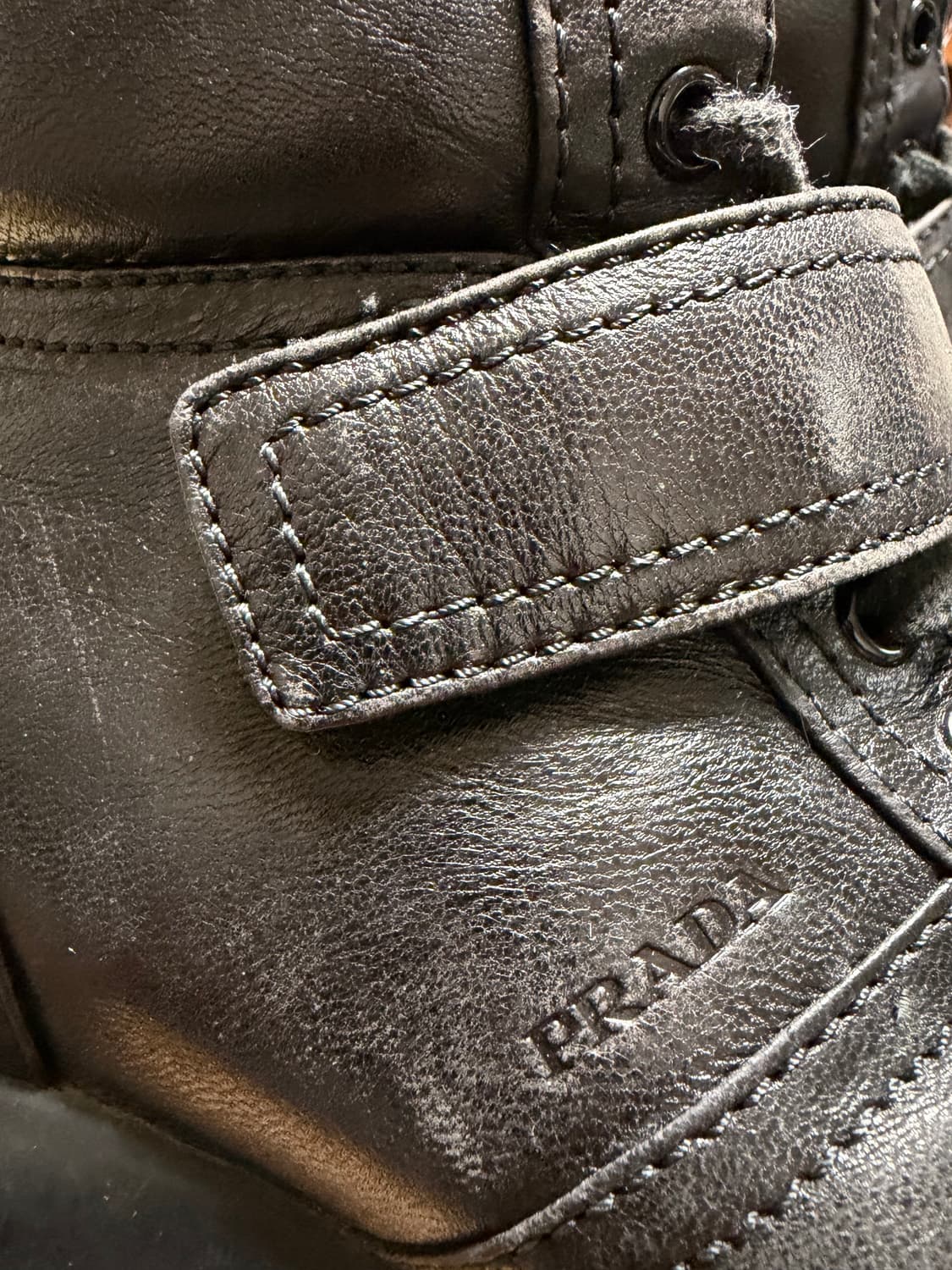 프라다스포츠 벨크로 집업 하이탑 스니커즈 36.5 상품이미지6