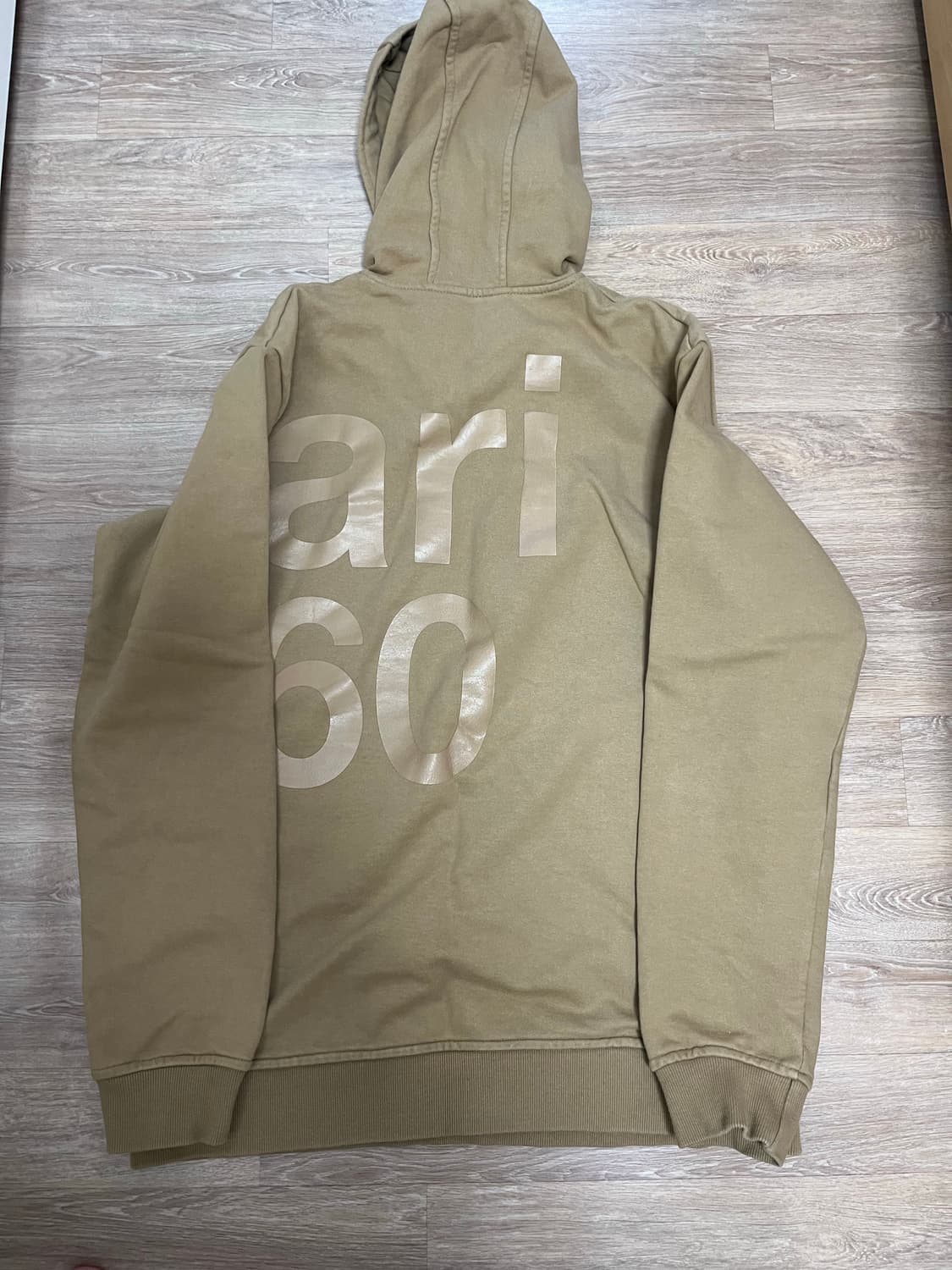 사파리 스폿 후드티 상품이미지2