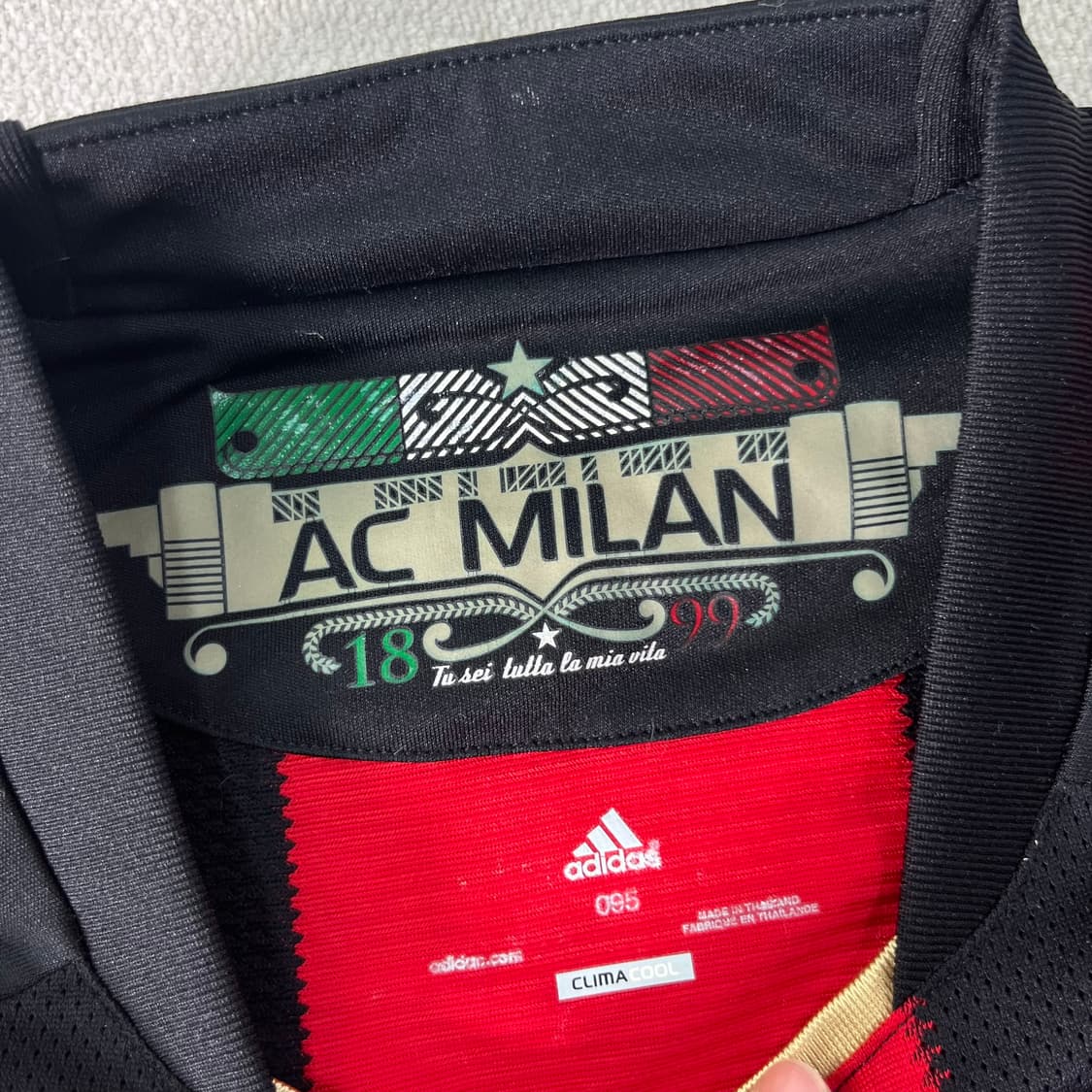 100 아디다스 10-11 AC밀란 홈 긴팔 유니폼 상품이미지3