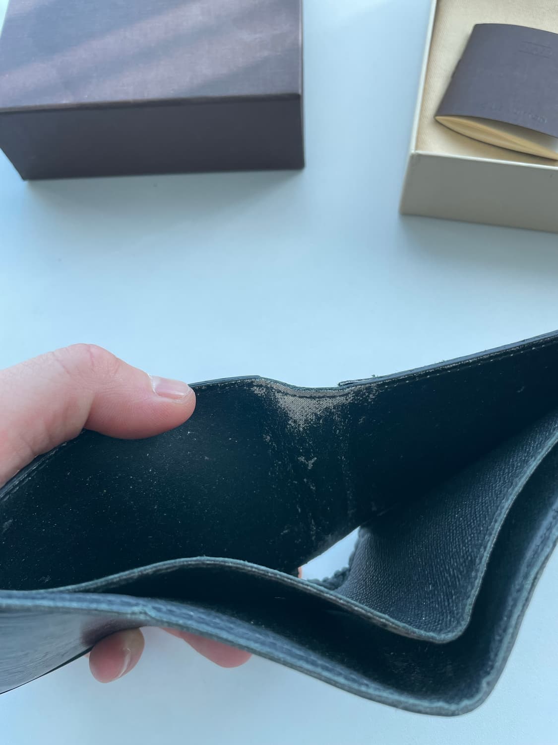 루이비통 남자반지갑 검정 상품이미지3