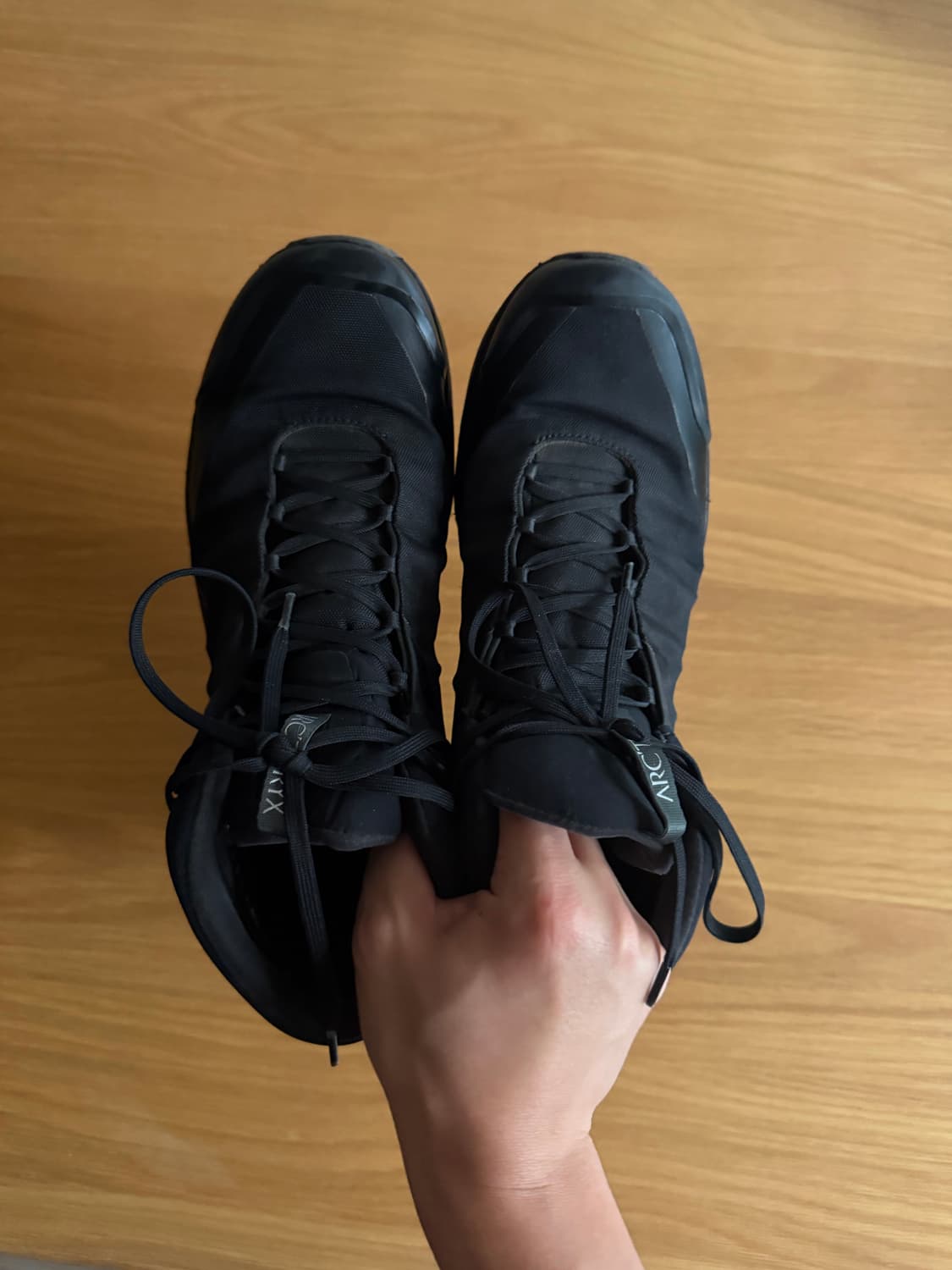 아크테릭스 에어리어스 FL MID GTX 285 상품이미지4