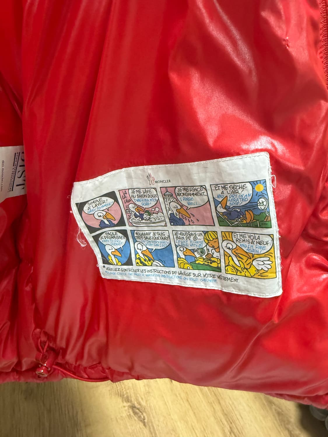 몽클레어 에크린스 3사이즈 팝니다. 상품이미지5