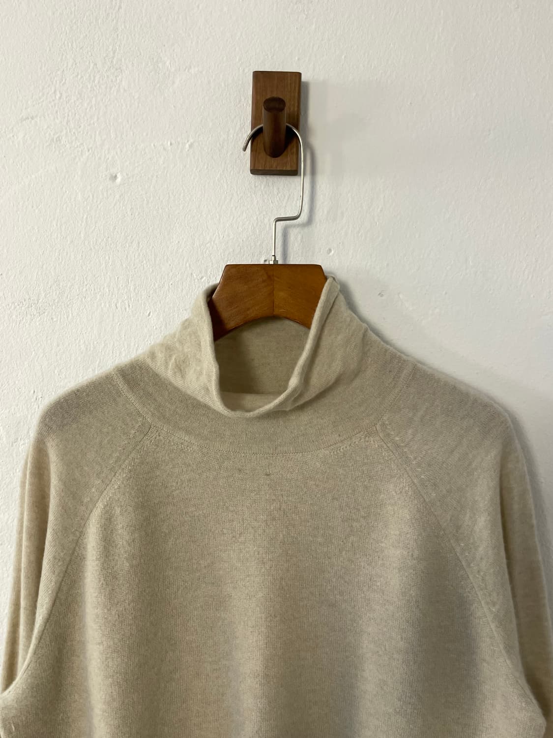 타임 터틀넥 니트  상품이미지3