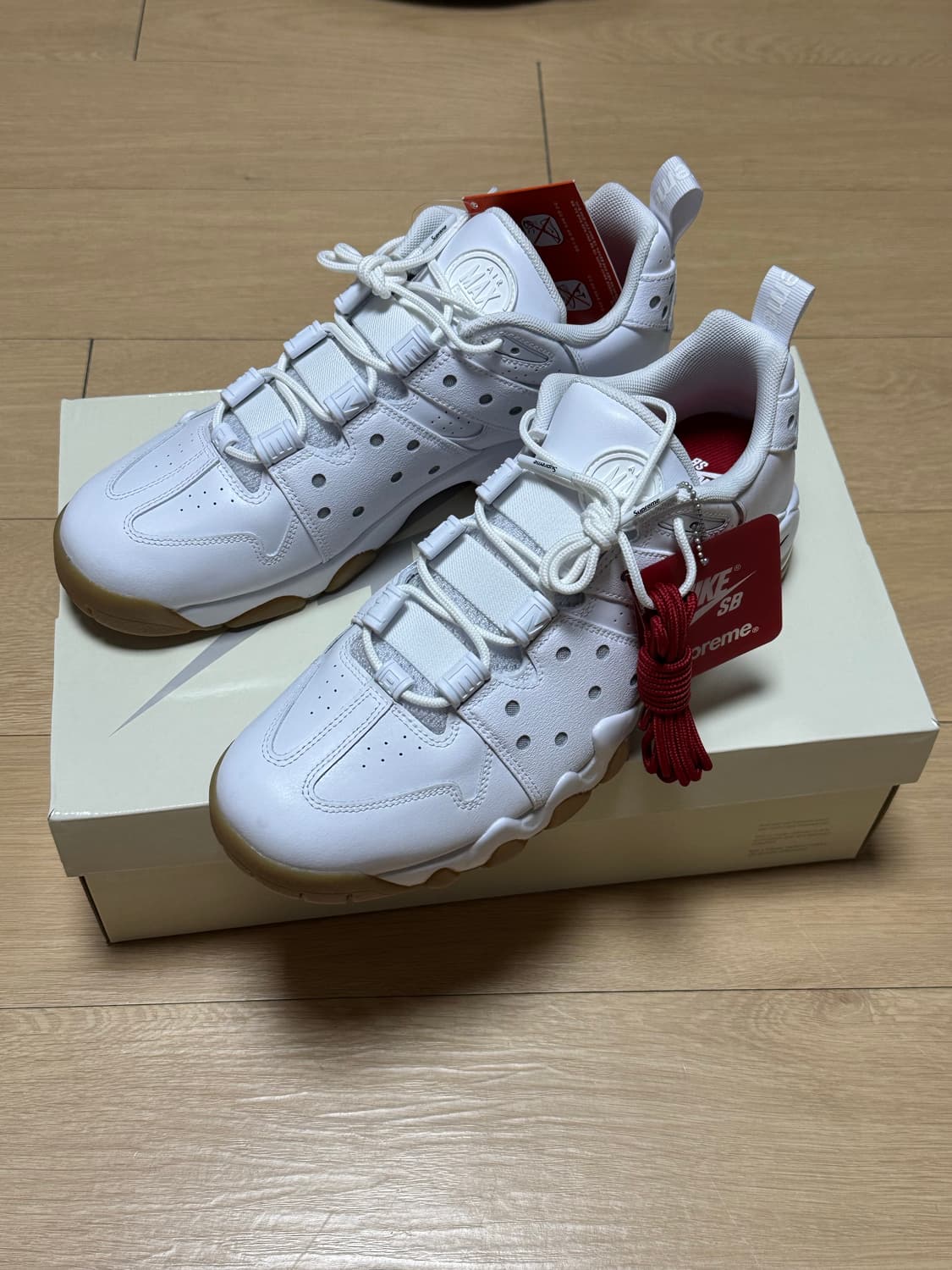 [290] 나이키 x 슈프림 SB 에어맥스 2 CB 94 로우 화이트 상품이미지1