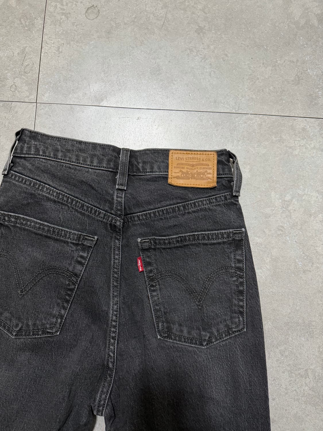 리바이스 프리미엄 부츠컷  빈티지 흑청 데님 크롭  팬츠  상품이미지2