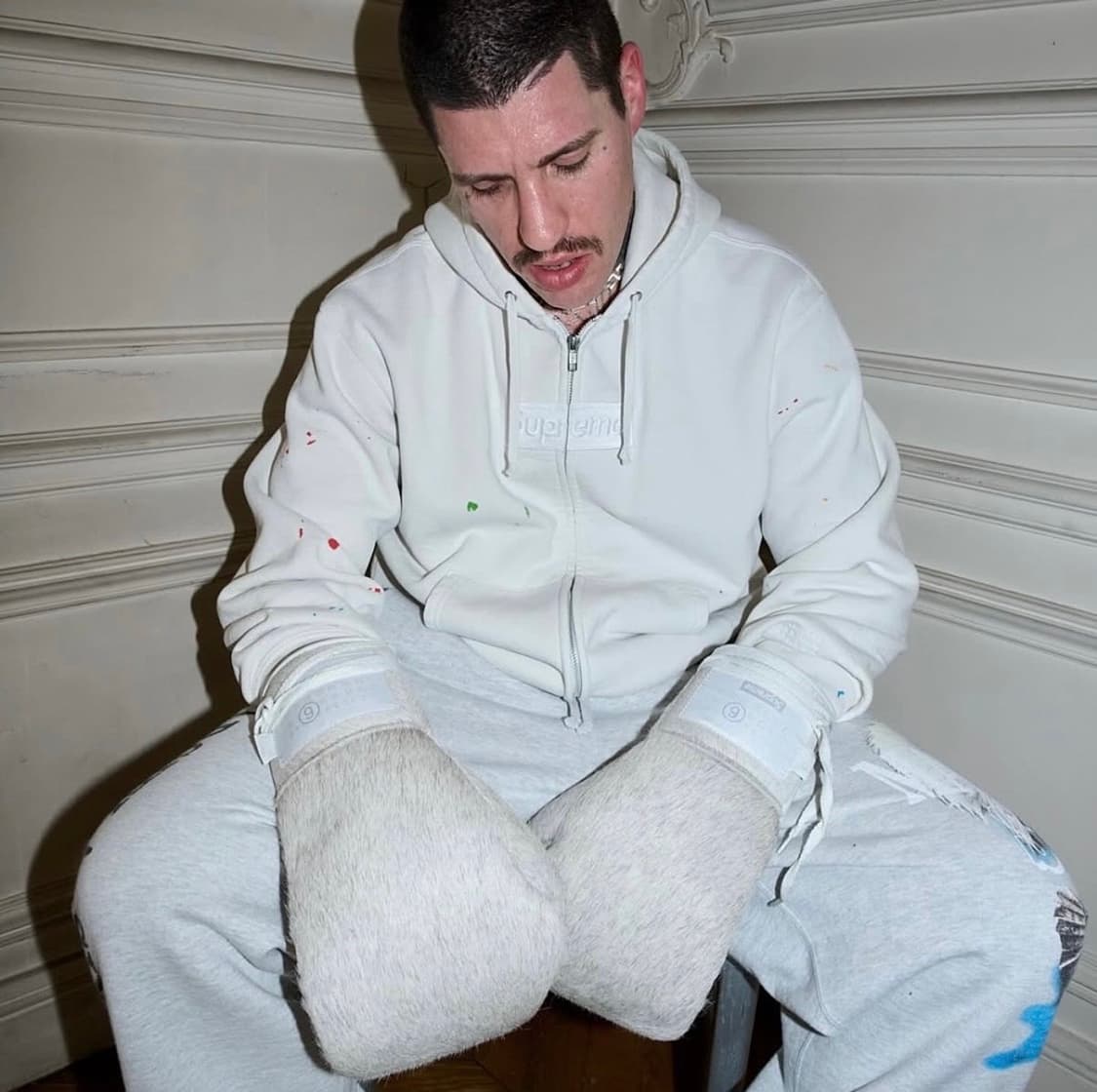 슈프림 x MM6 메종 마르지엘라 박스로고 집업 후드 화이트 XL 상품이미지3