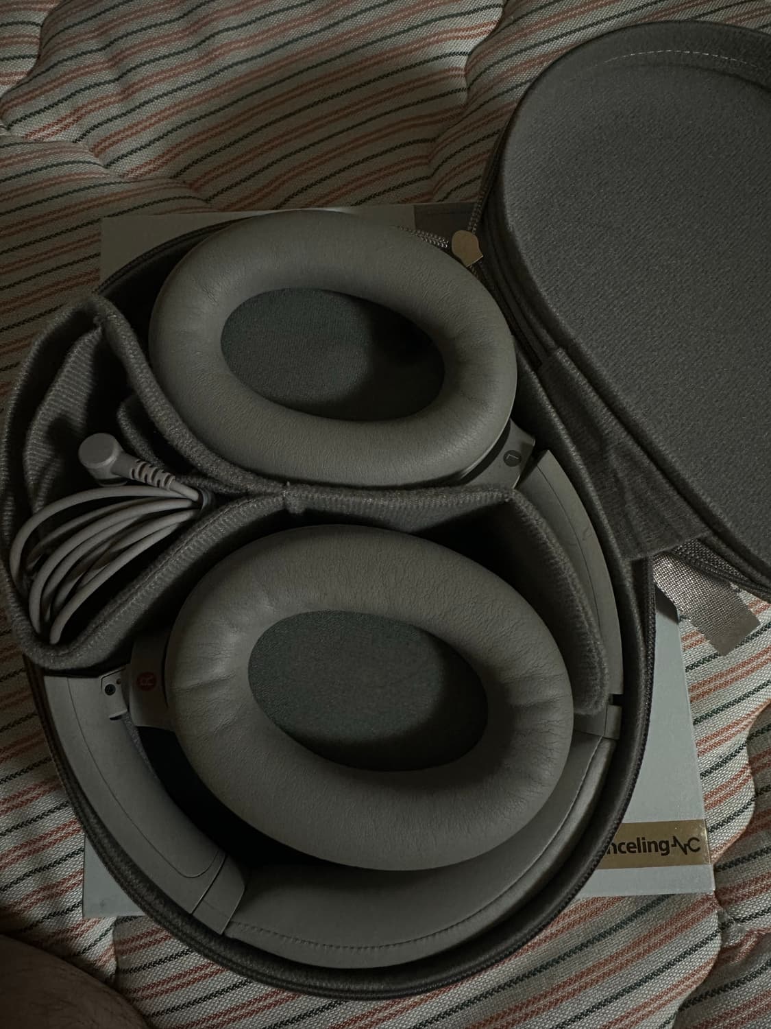 소니 헤드폰 wh-1000xm4 플래티넘 실버 상품이미지3