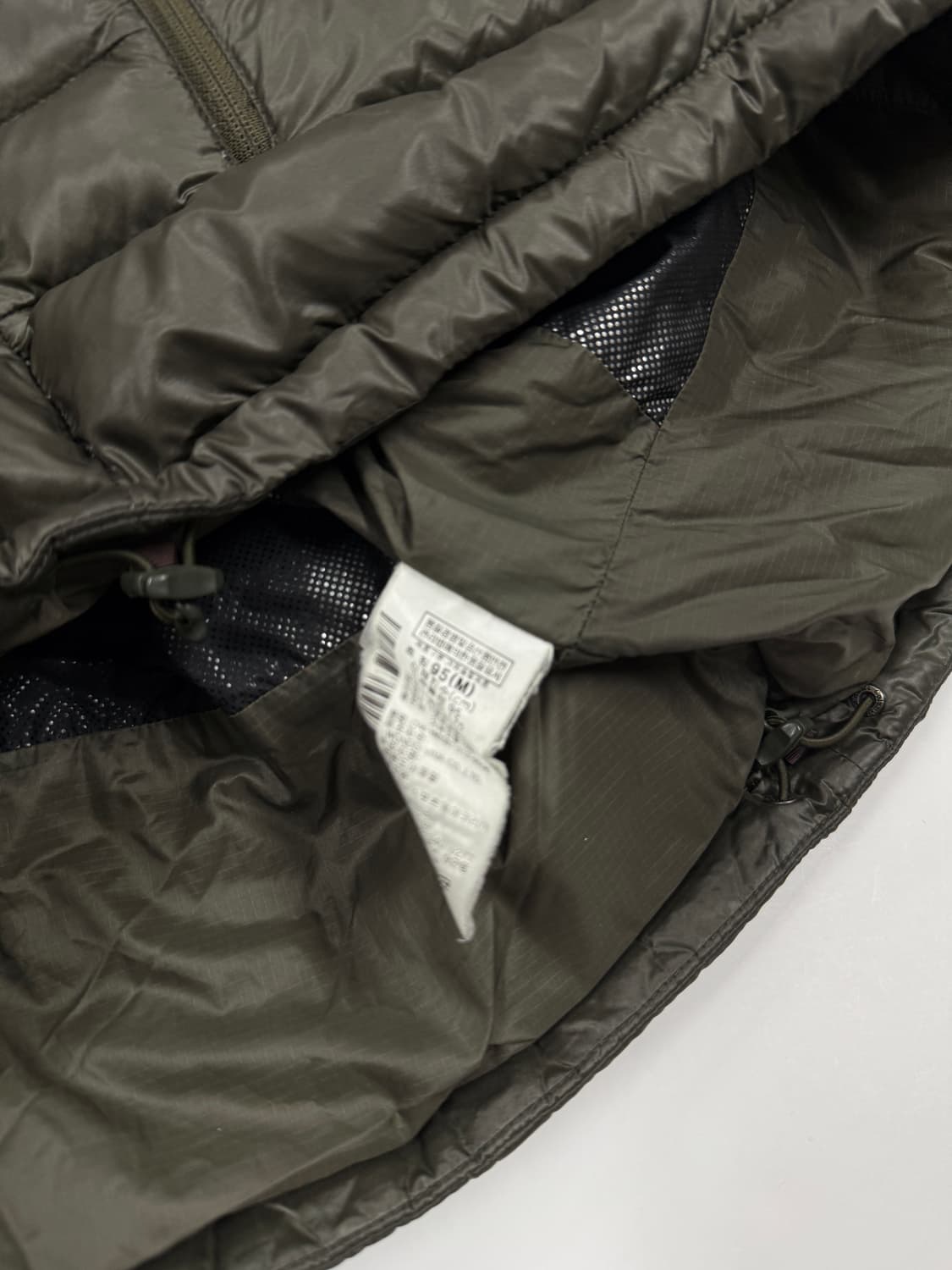 Columbia 투톤카키 경량패딩 상품이미지5