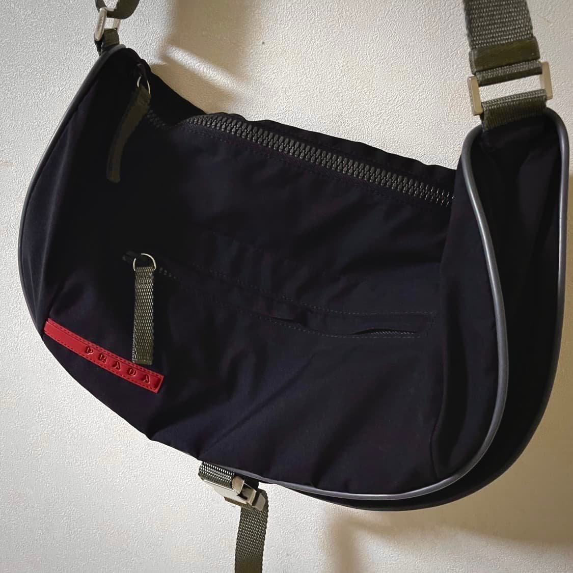 1999‘s Prada sport Archive Cross bag 상품이미지9