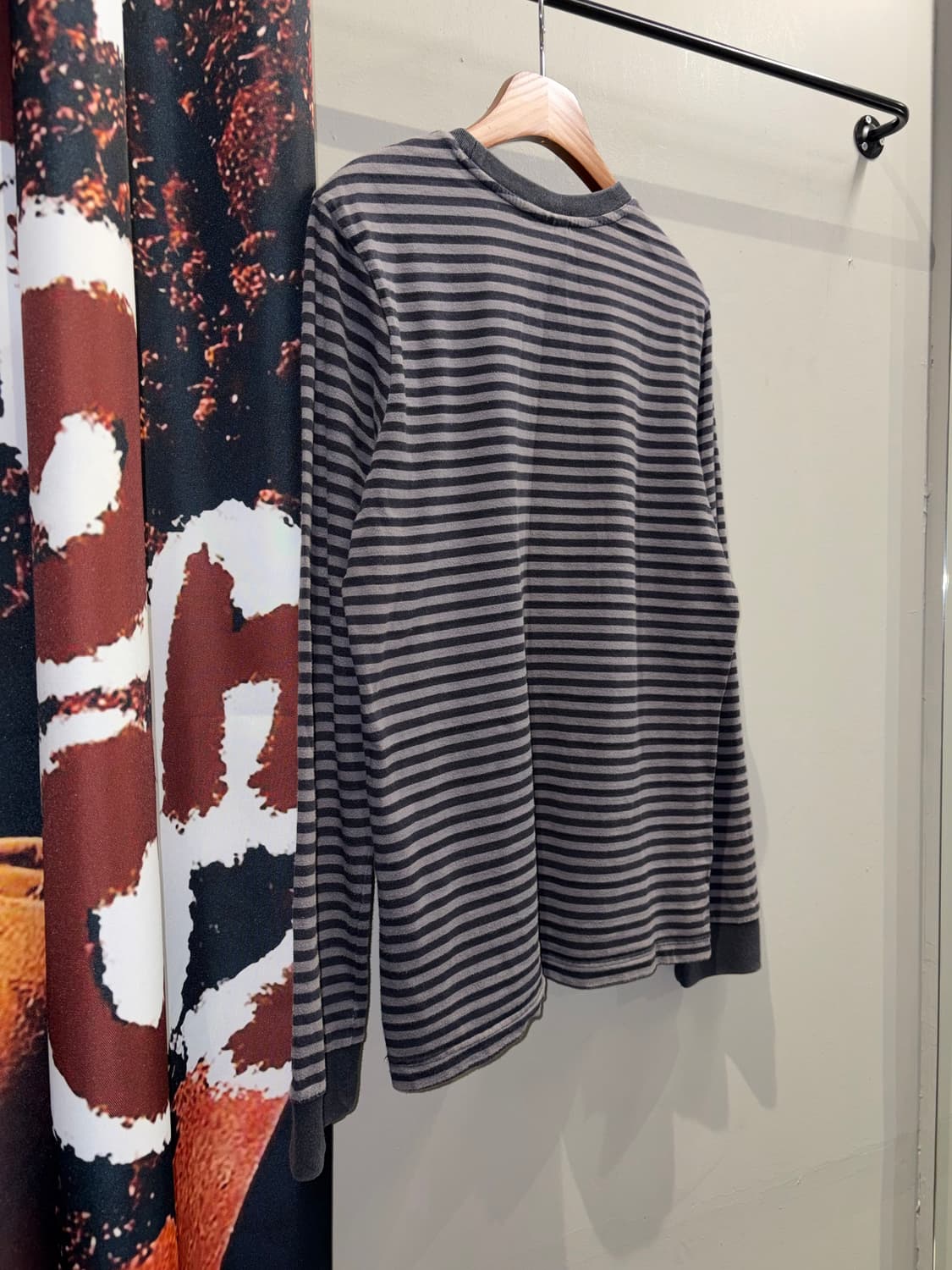 버커루 스트라이프 로고 티셔츠 상품이미지9