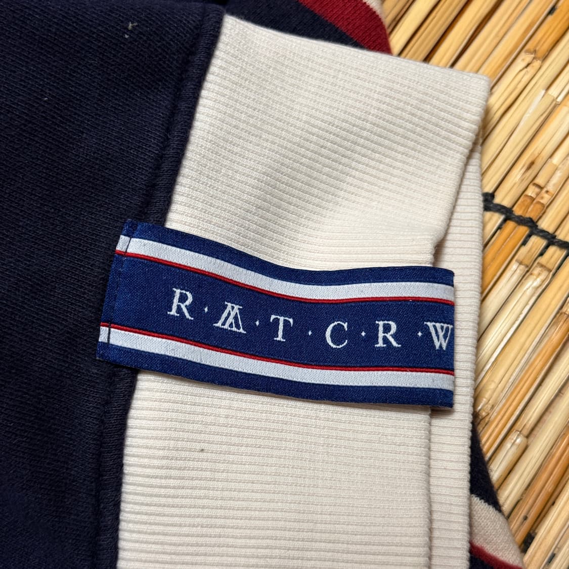 로맨틱 크리운 럭비 맨투맨 L 상품이미지5