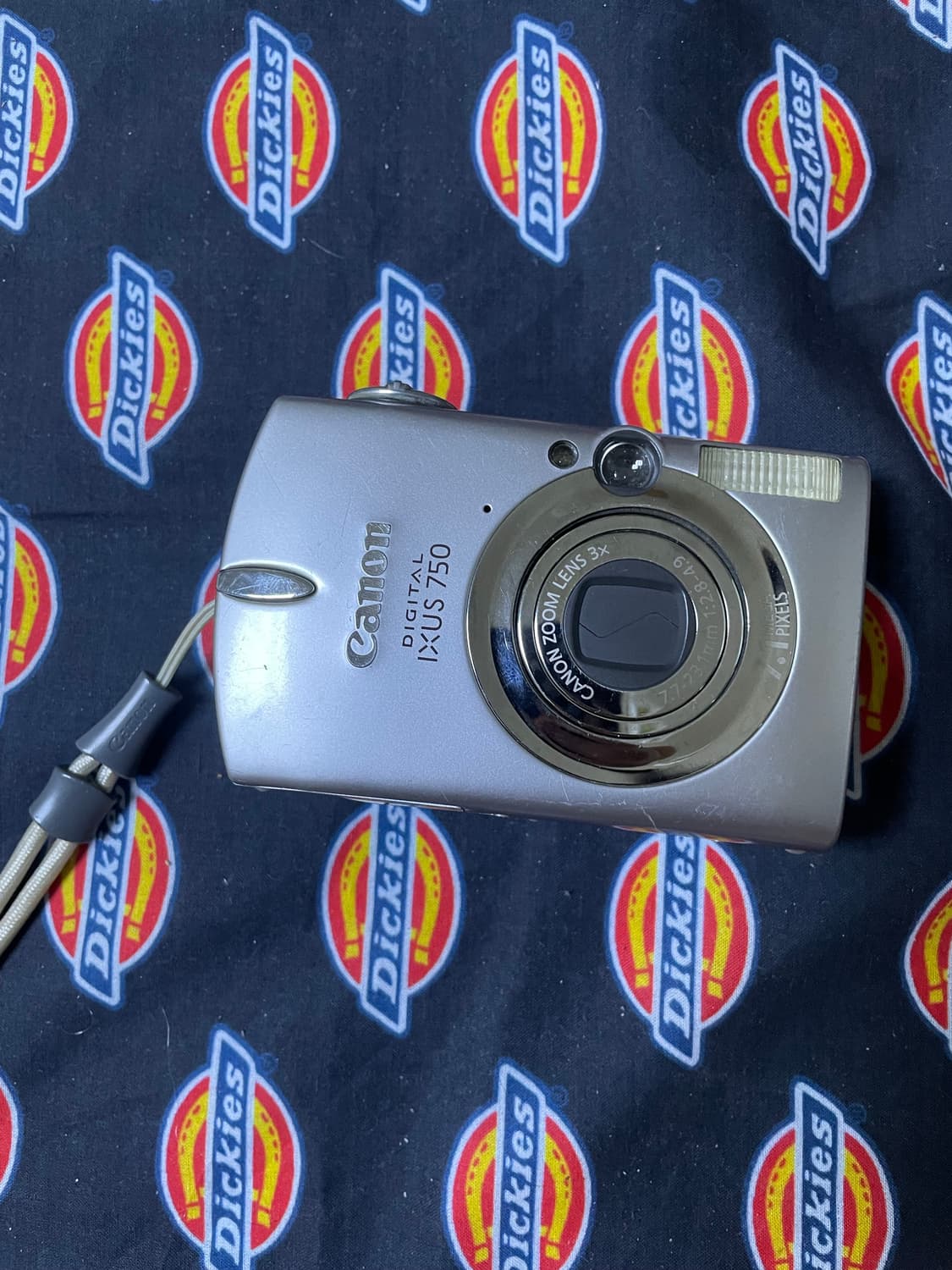 캐논 익서스 750 / ixus 750 (초점 문제 있음) 상품이미지1