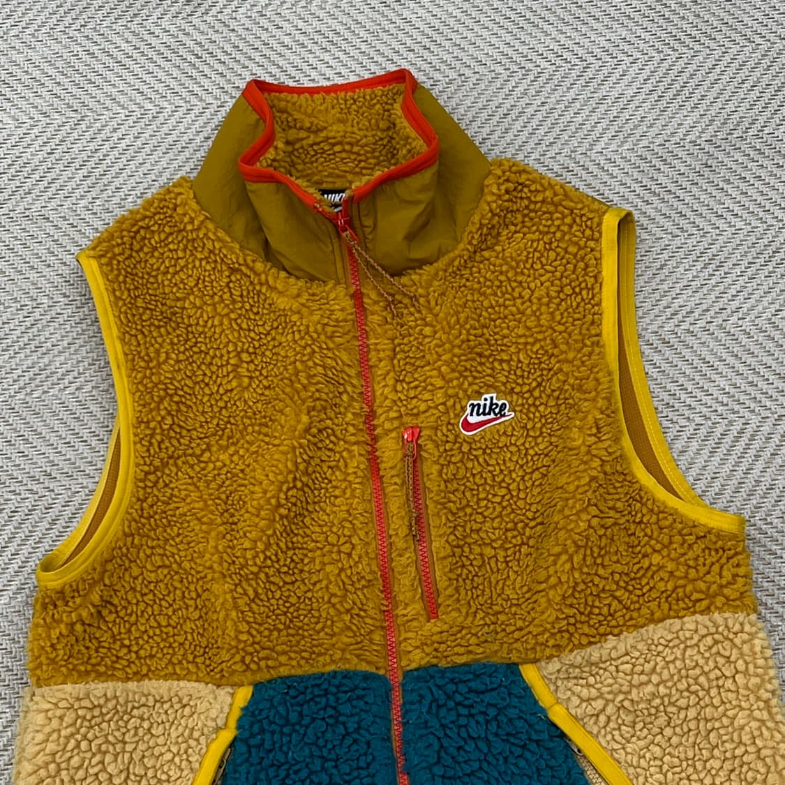 나이키 배색 플리스 베스트 r3063 상품이미지3